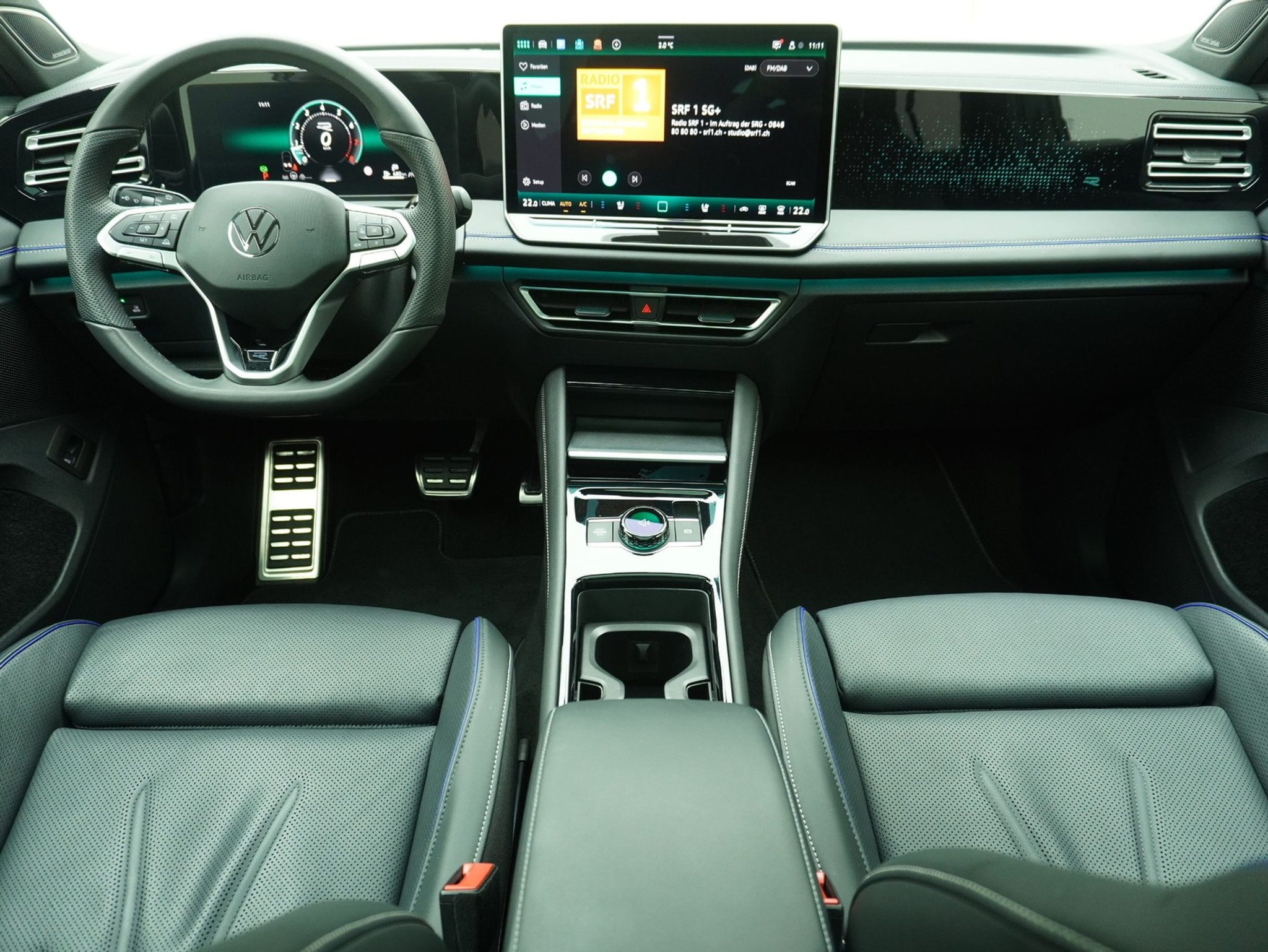 listing desktop thumbnail image 13