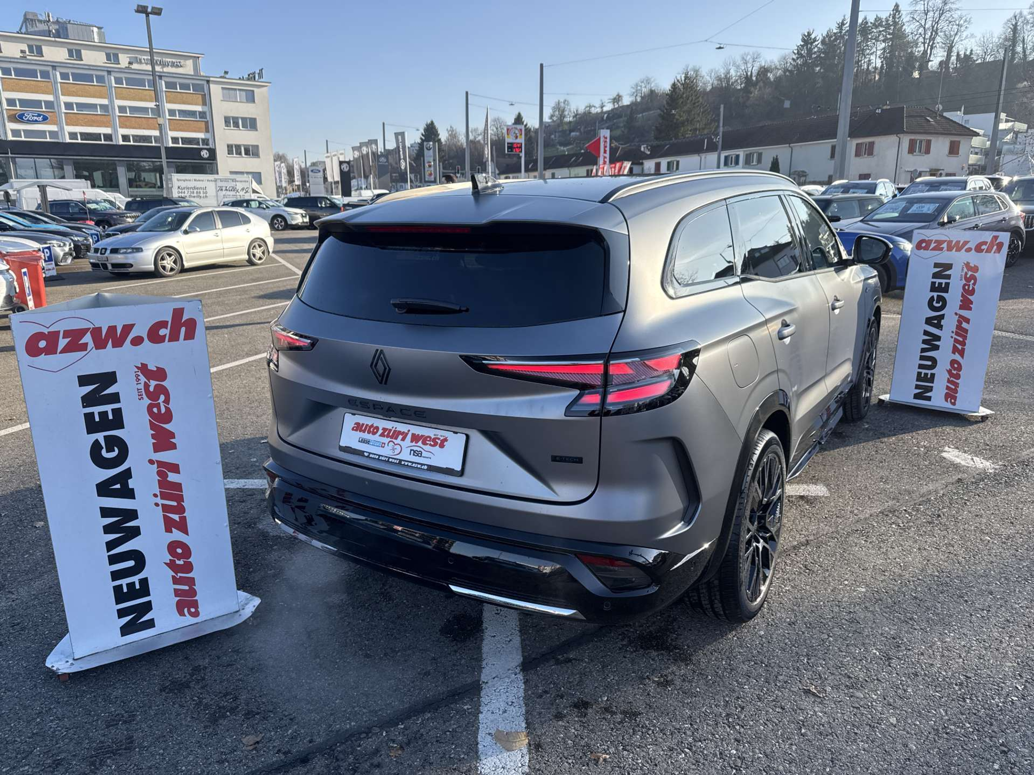 listing desktop thumbnail image 2