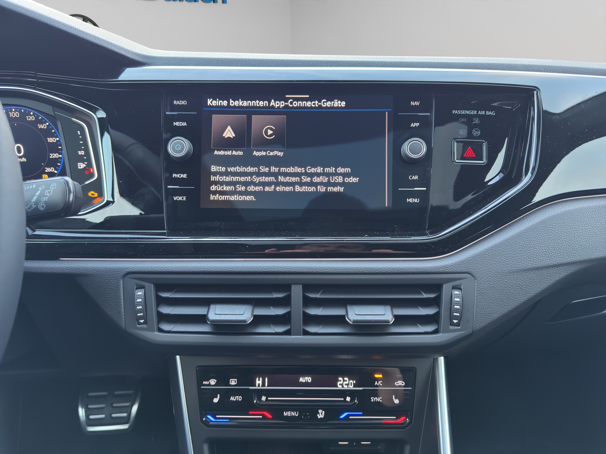 listing desktop thumbnail image 10