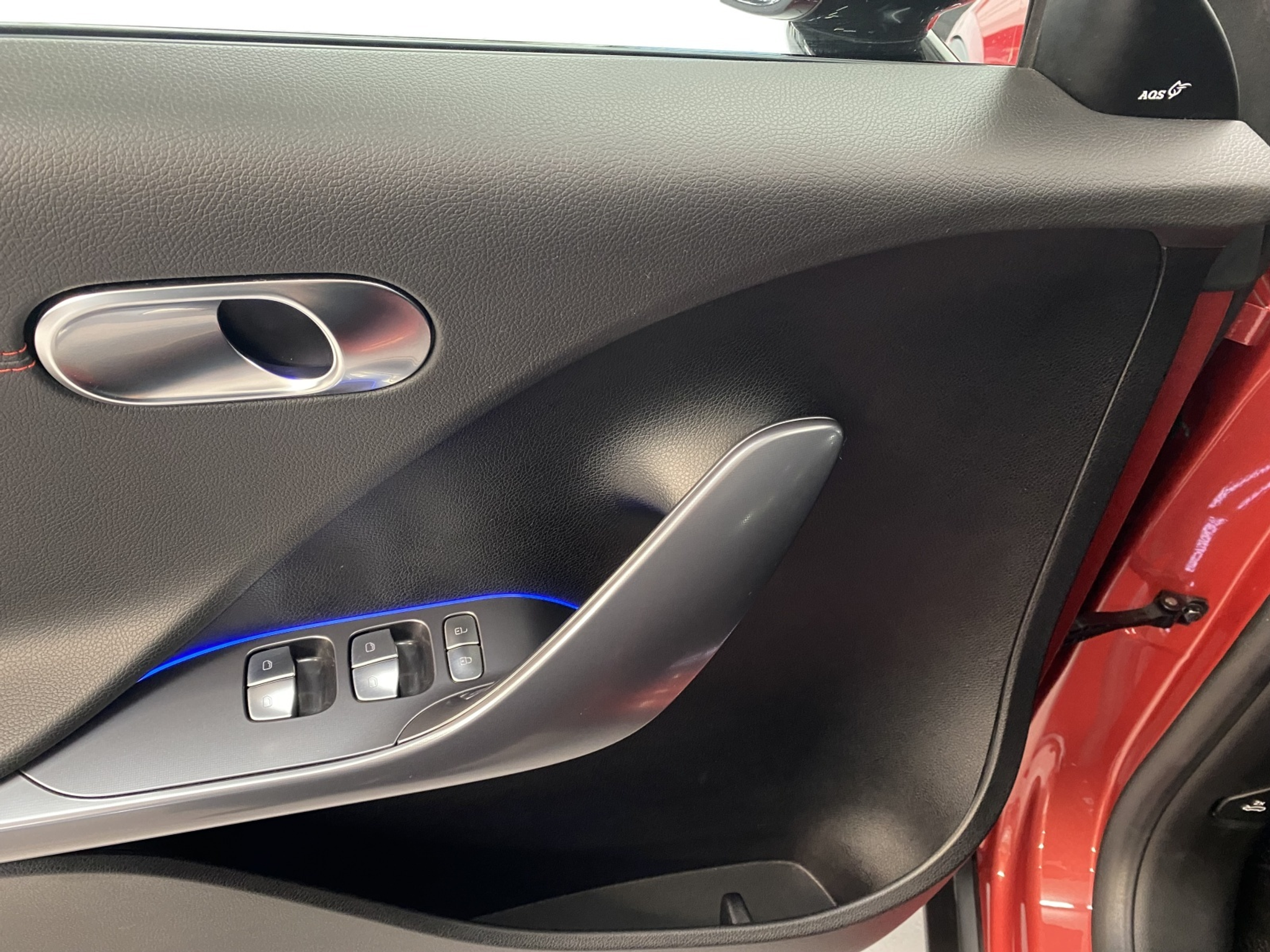 listing desktop thumbnail image 9