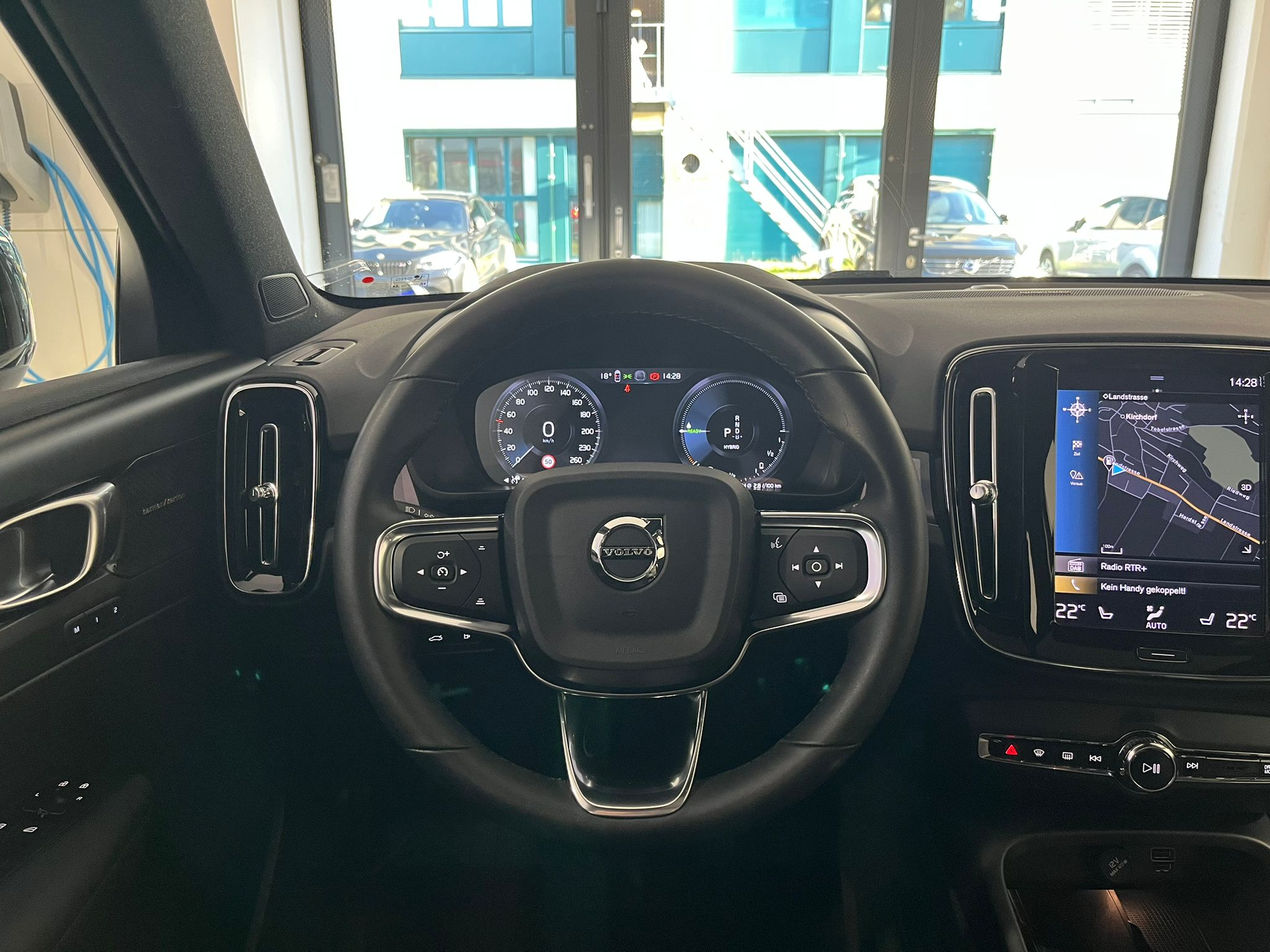 listing desktop thumbnail image 7