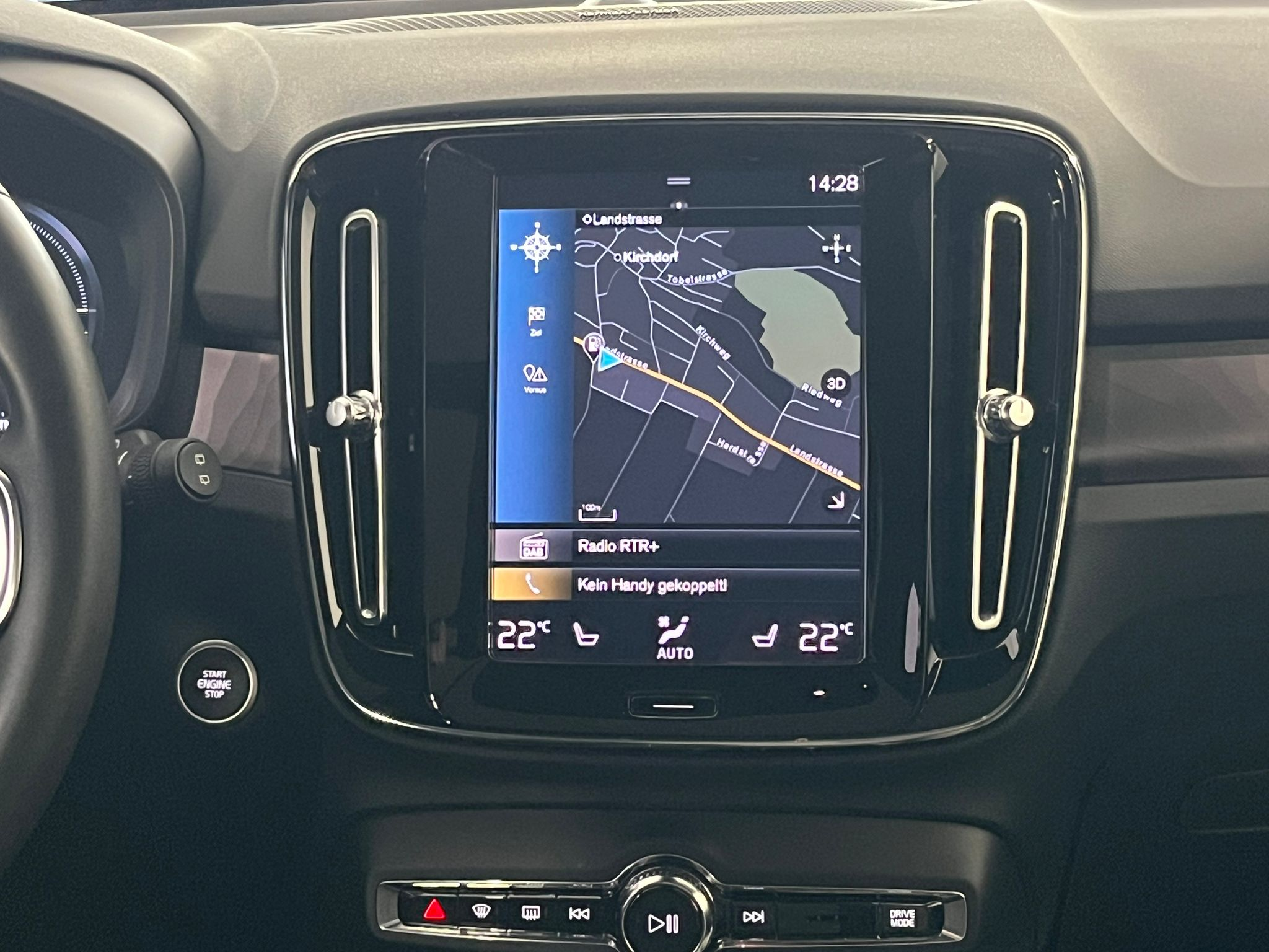 listing desktop thumbnail image 9