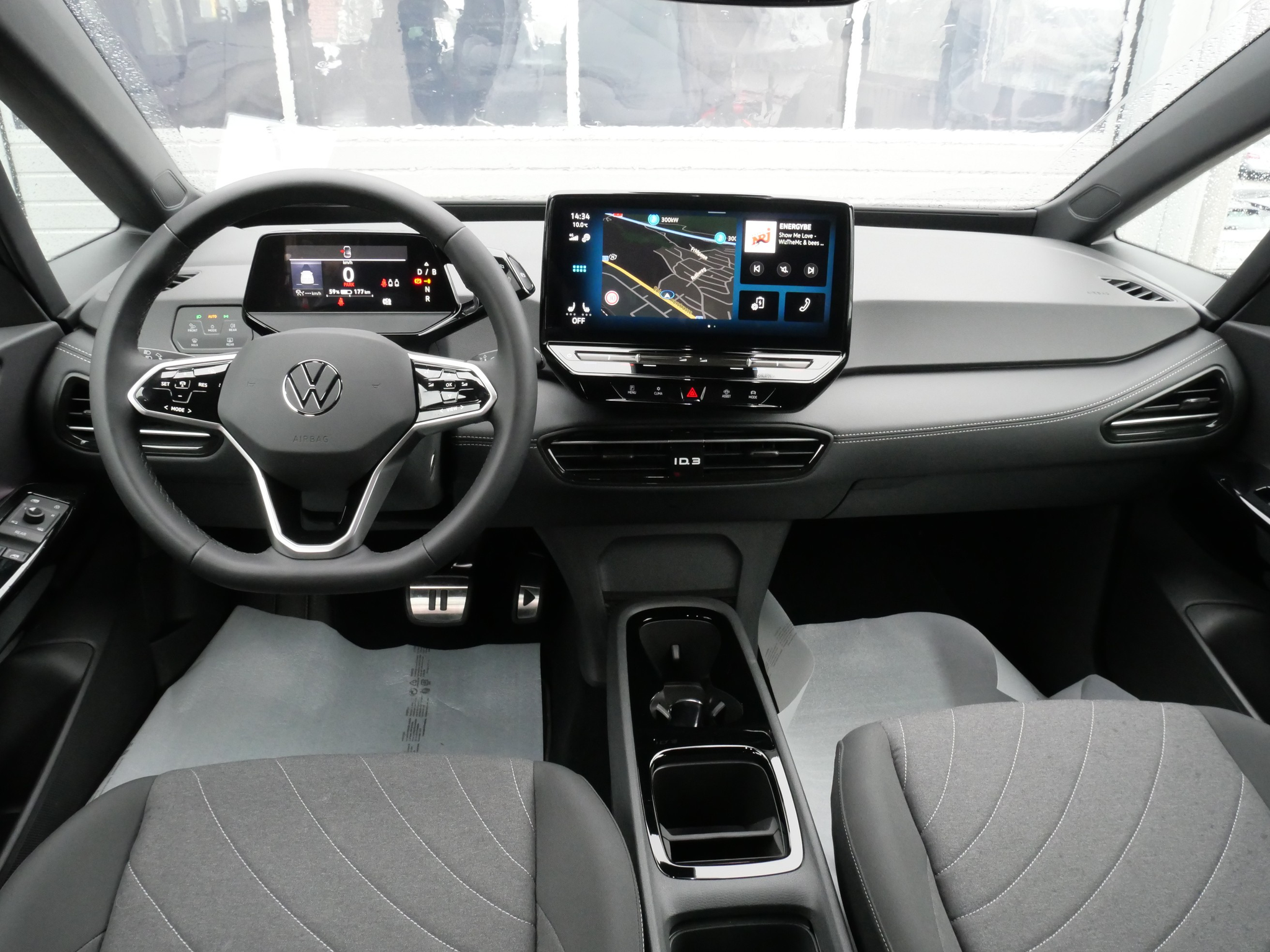 listing desktop thumbnail image 9