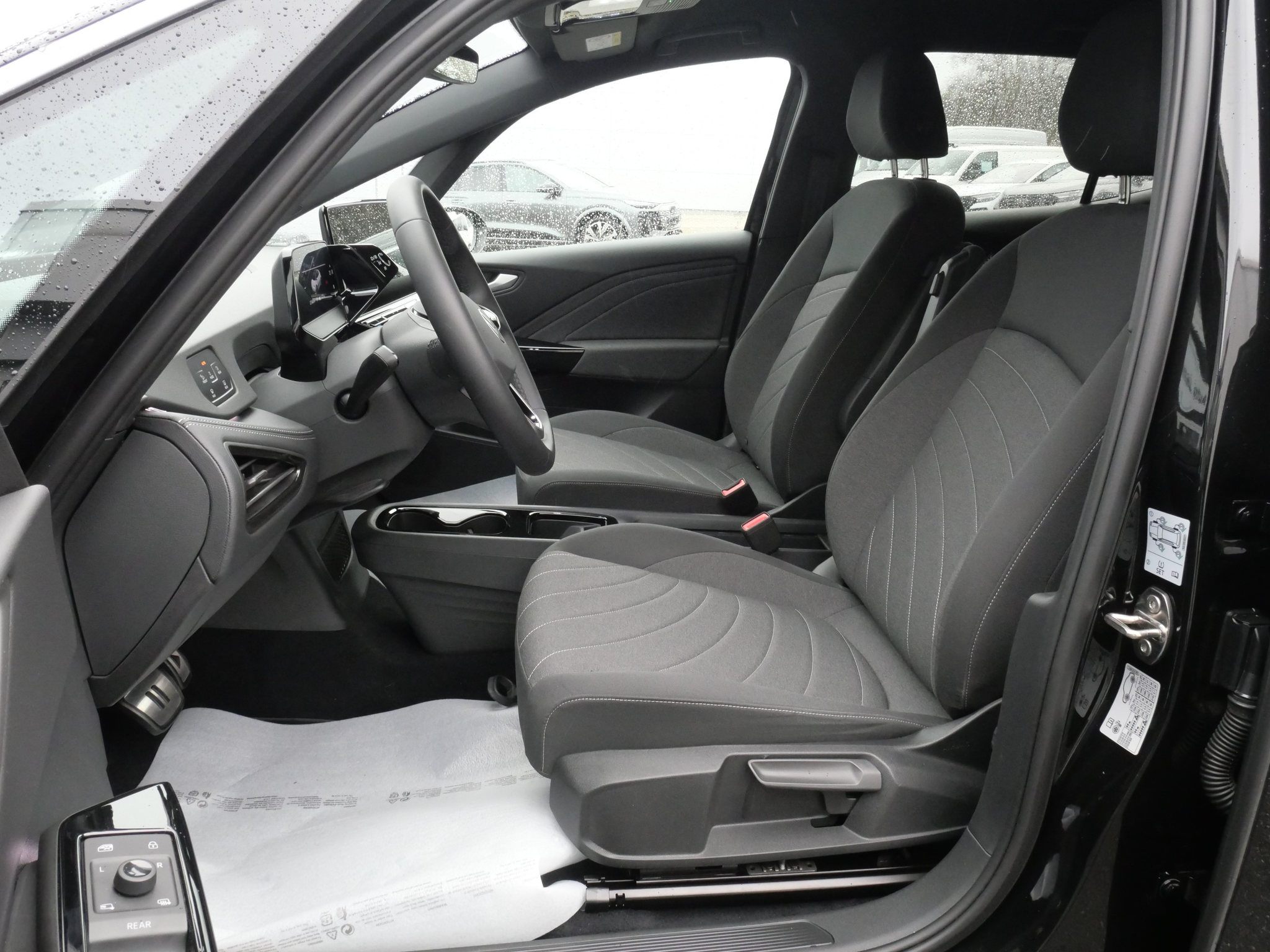 listing desktop thumbnail image 8