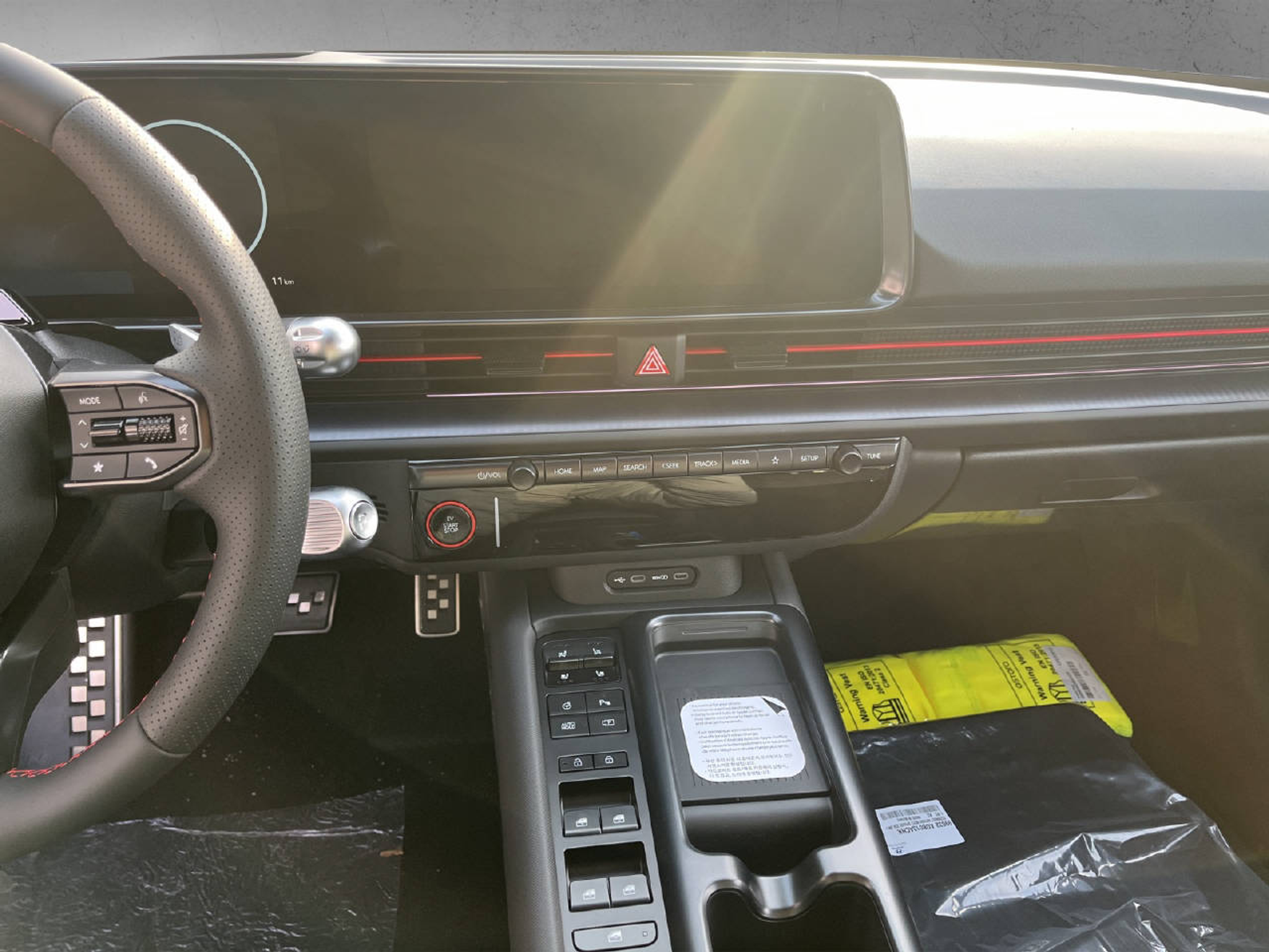 listing desktop thumbnail image 8