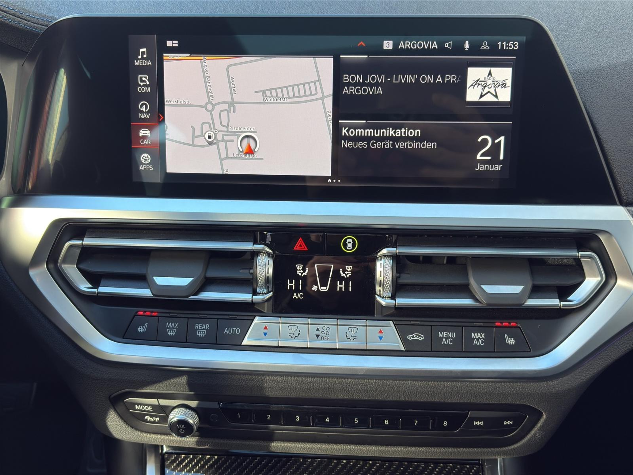 listing desktop thumbnail image 11