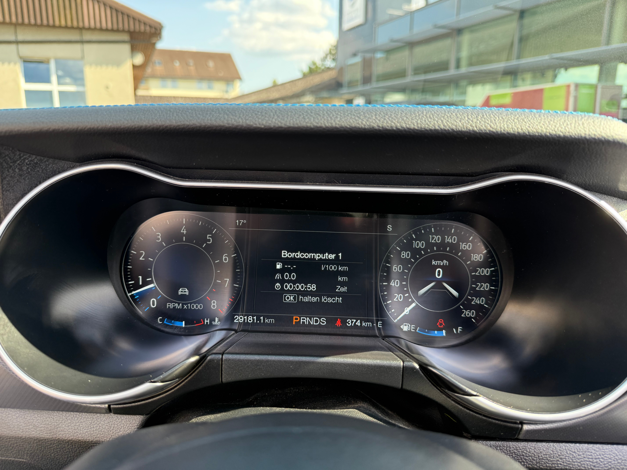 listing desktop thumbnail image 23