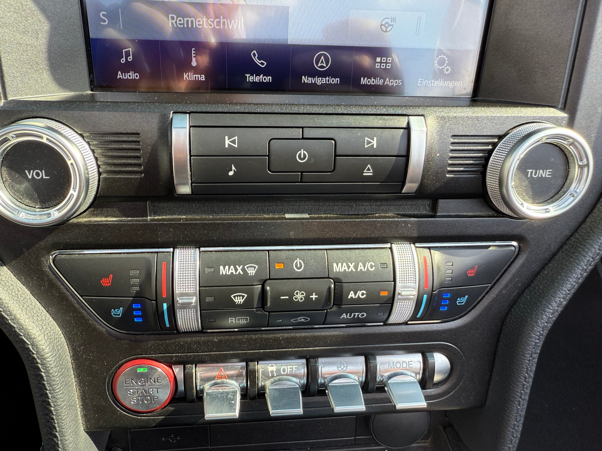 listing desktop thumbnail image 15