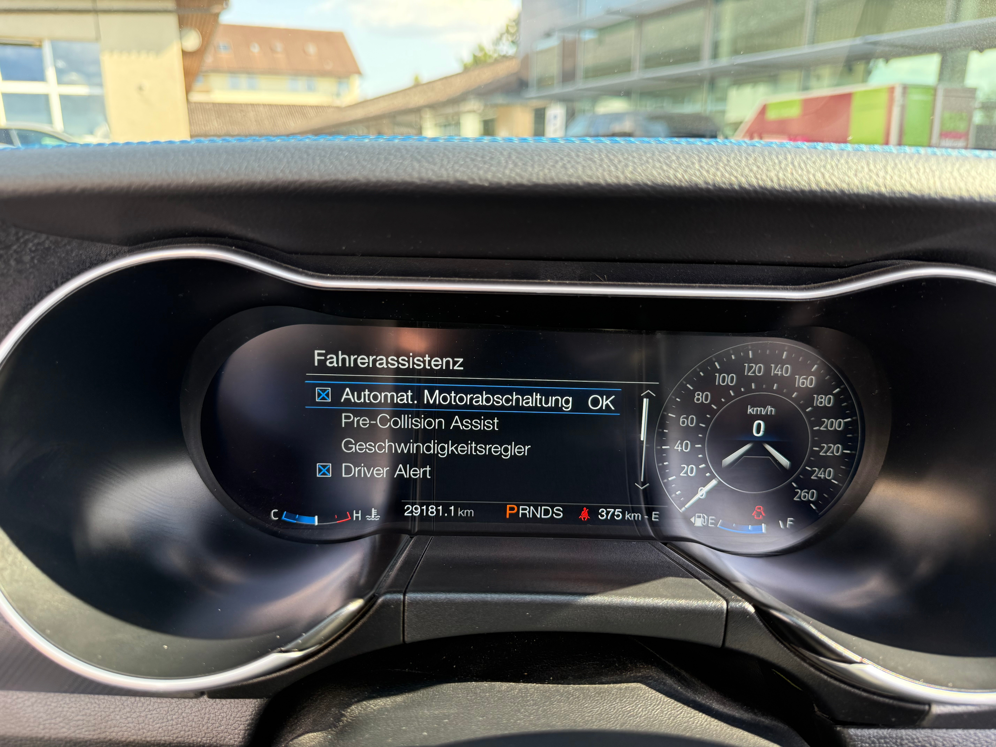 listing desktop thumbnail image 18