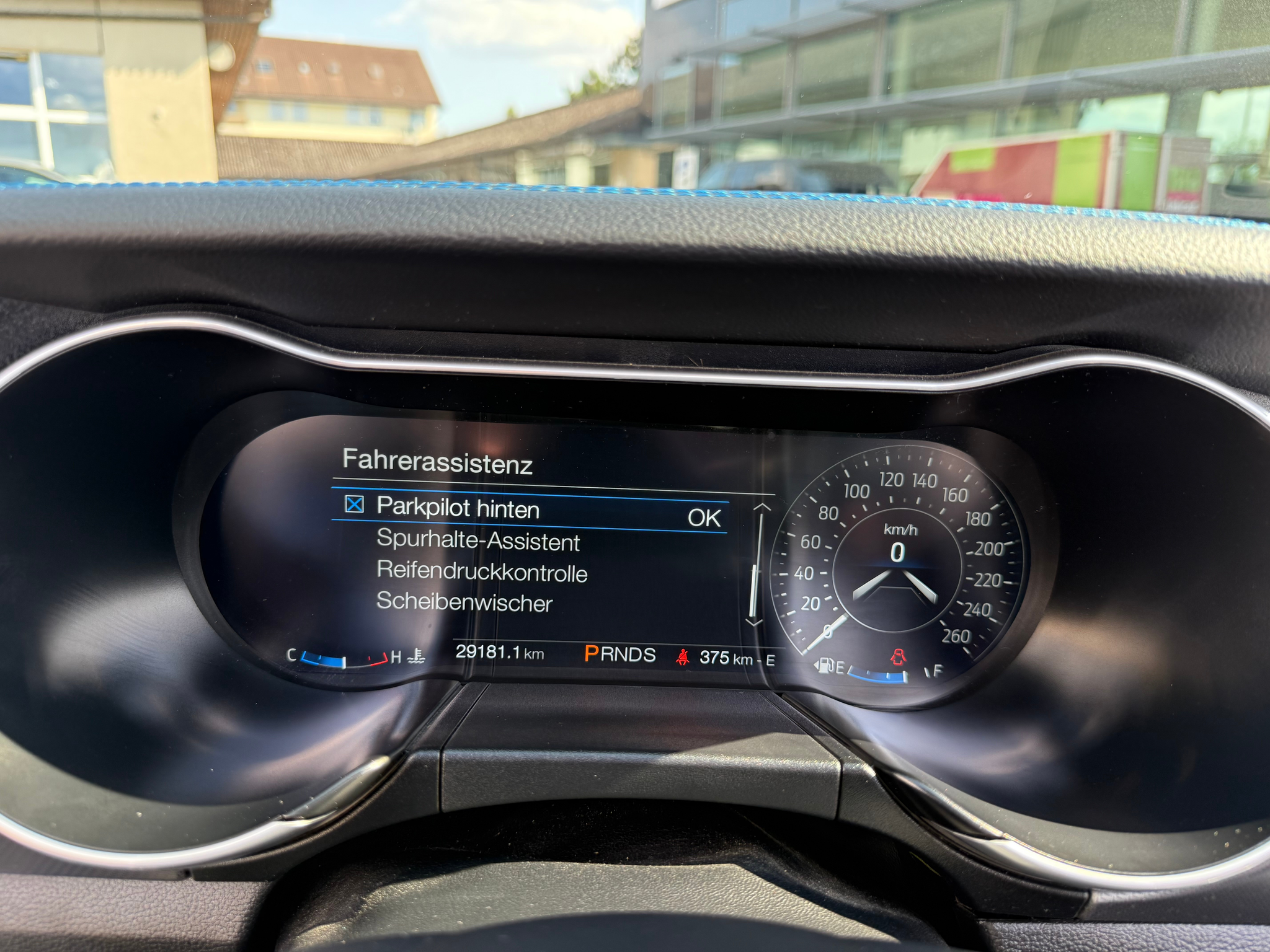 listing desktop thumbnail image 19