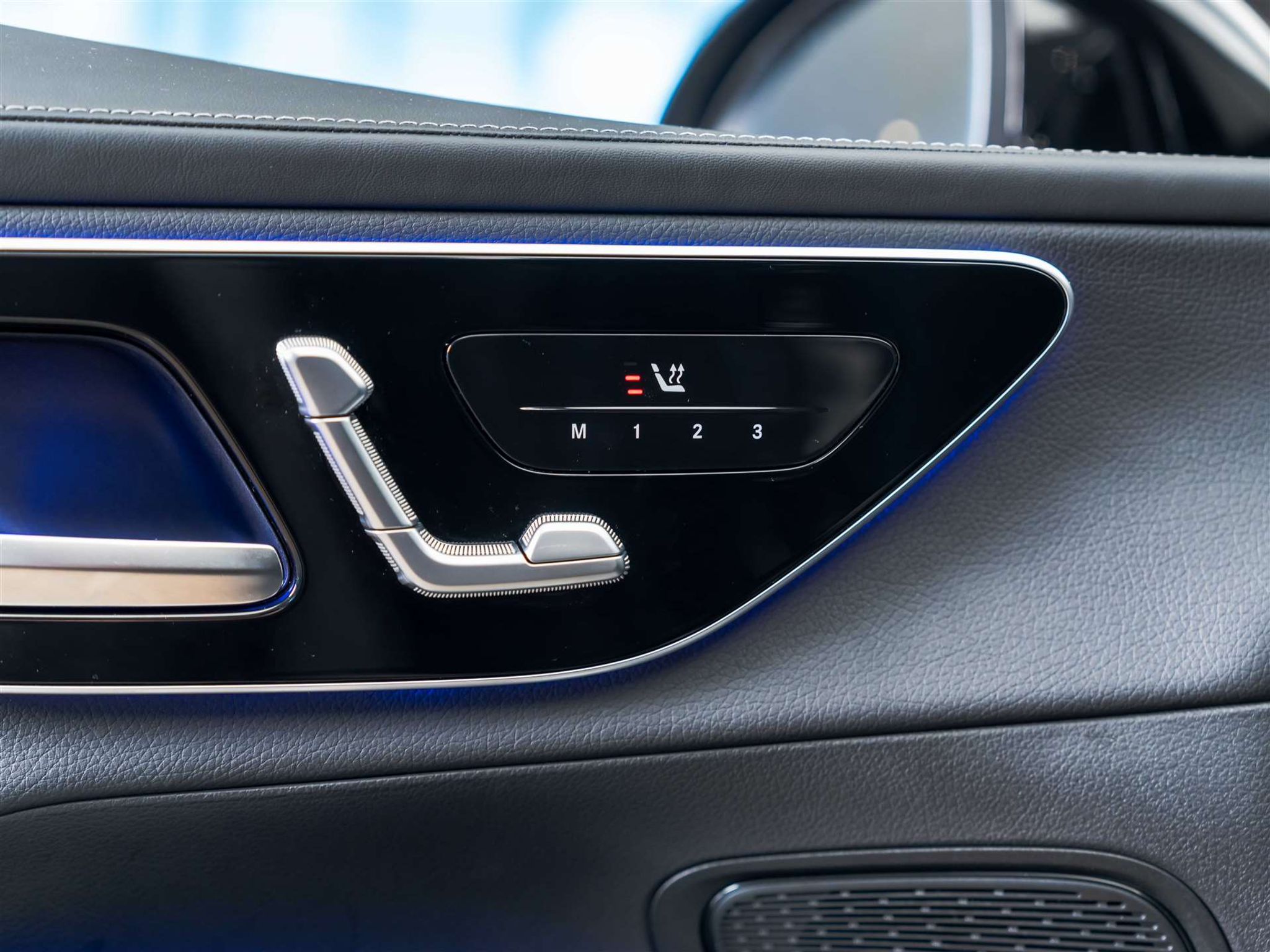 listing desktop thumbnail image 22