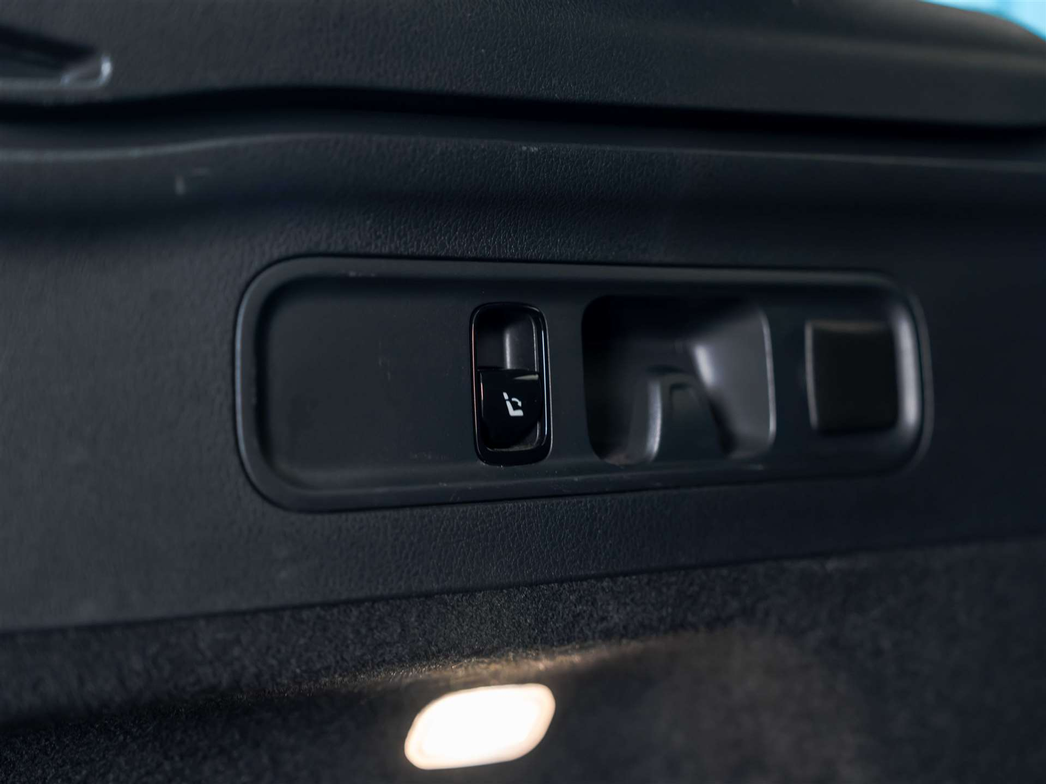 listing desktop thumbnail image 49