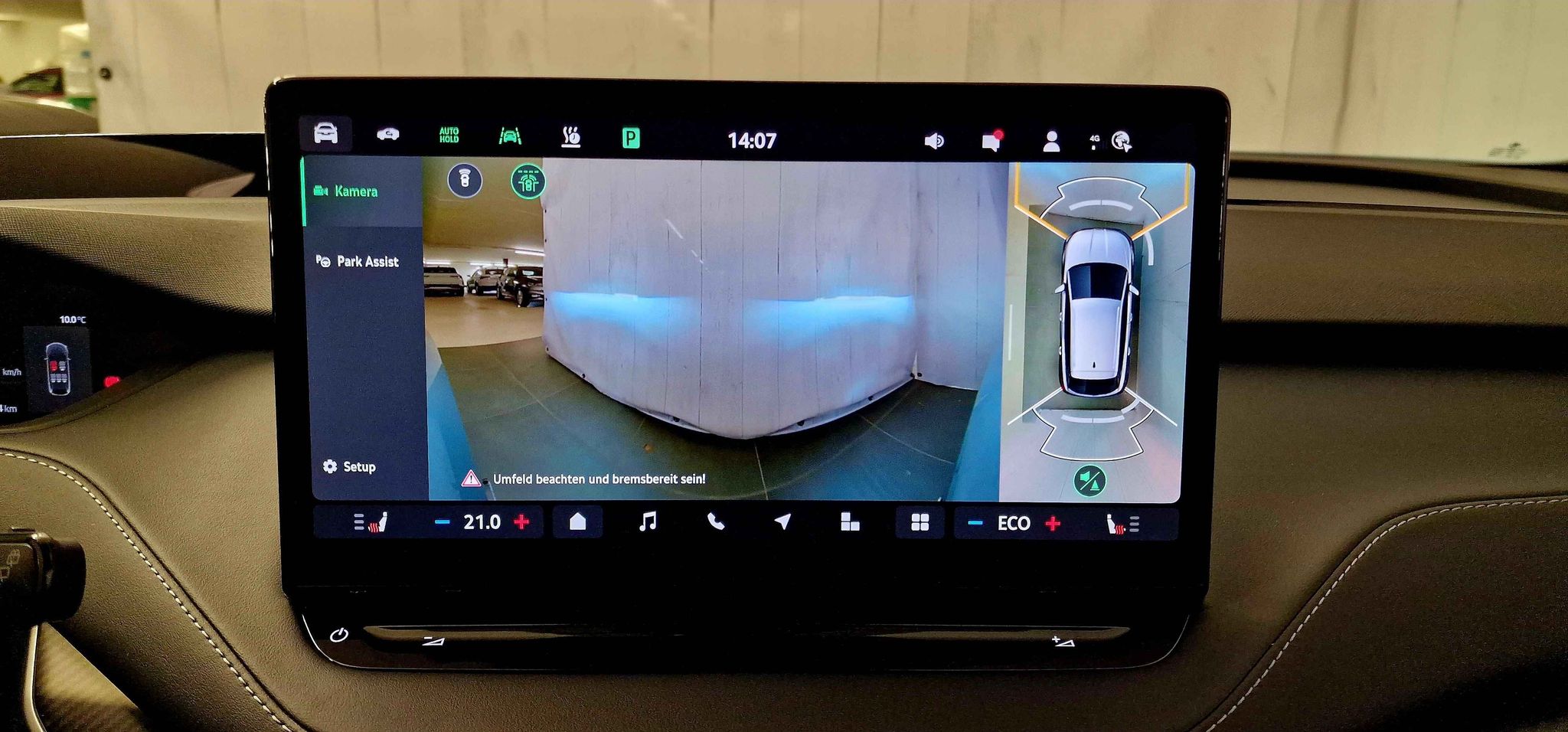 listing desktop thumbnail image 8