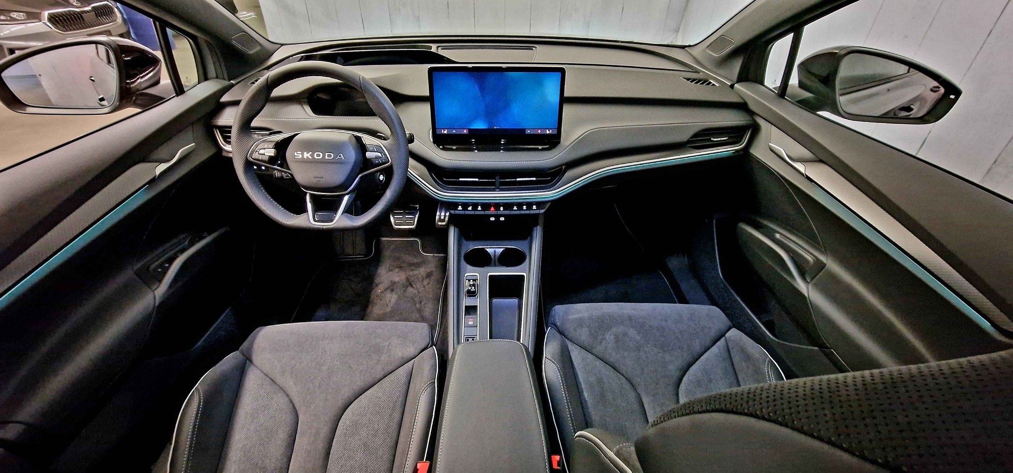 listing desktop thumbnail image 15