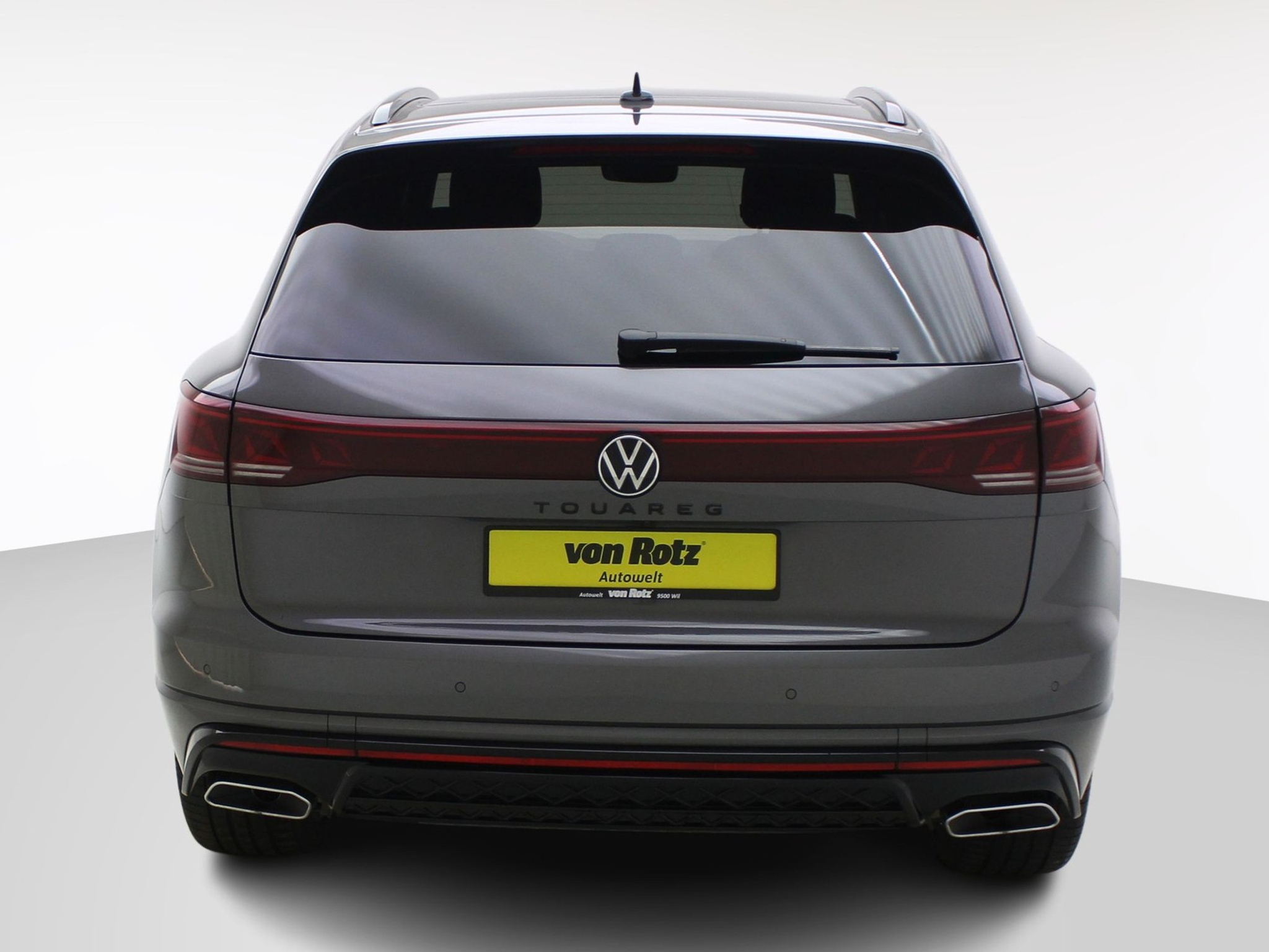 listing desktop thumbnail image 3