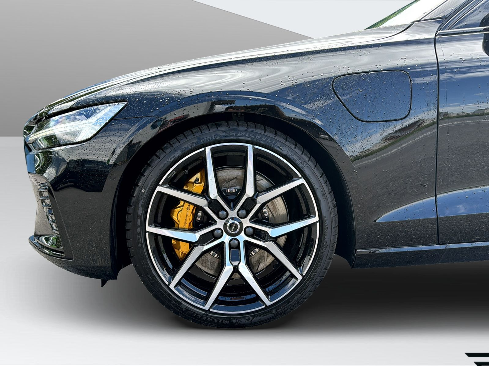 listing desktop thumbnail image 7