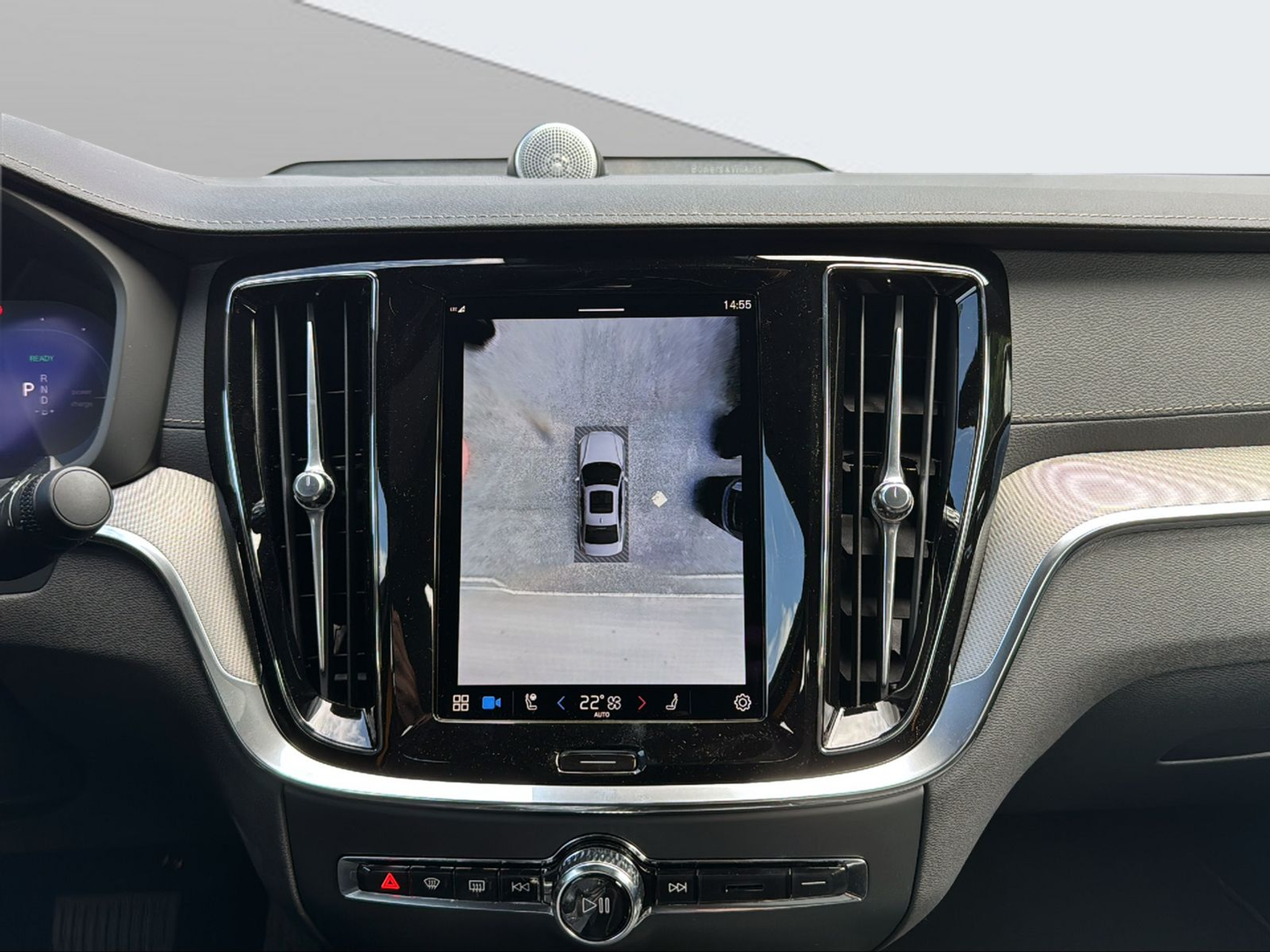 listing desktop thumbnail image 12