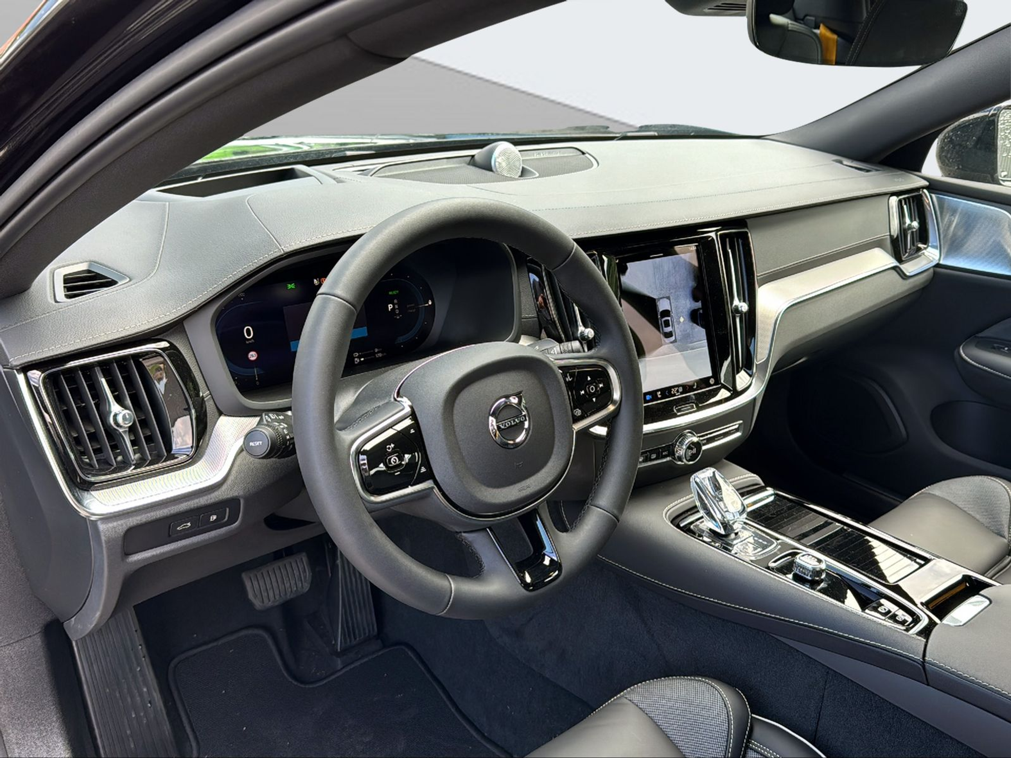 listing desktop thumbnail image 10