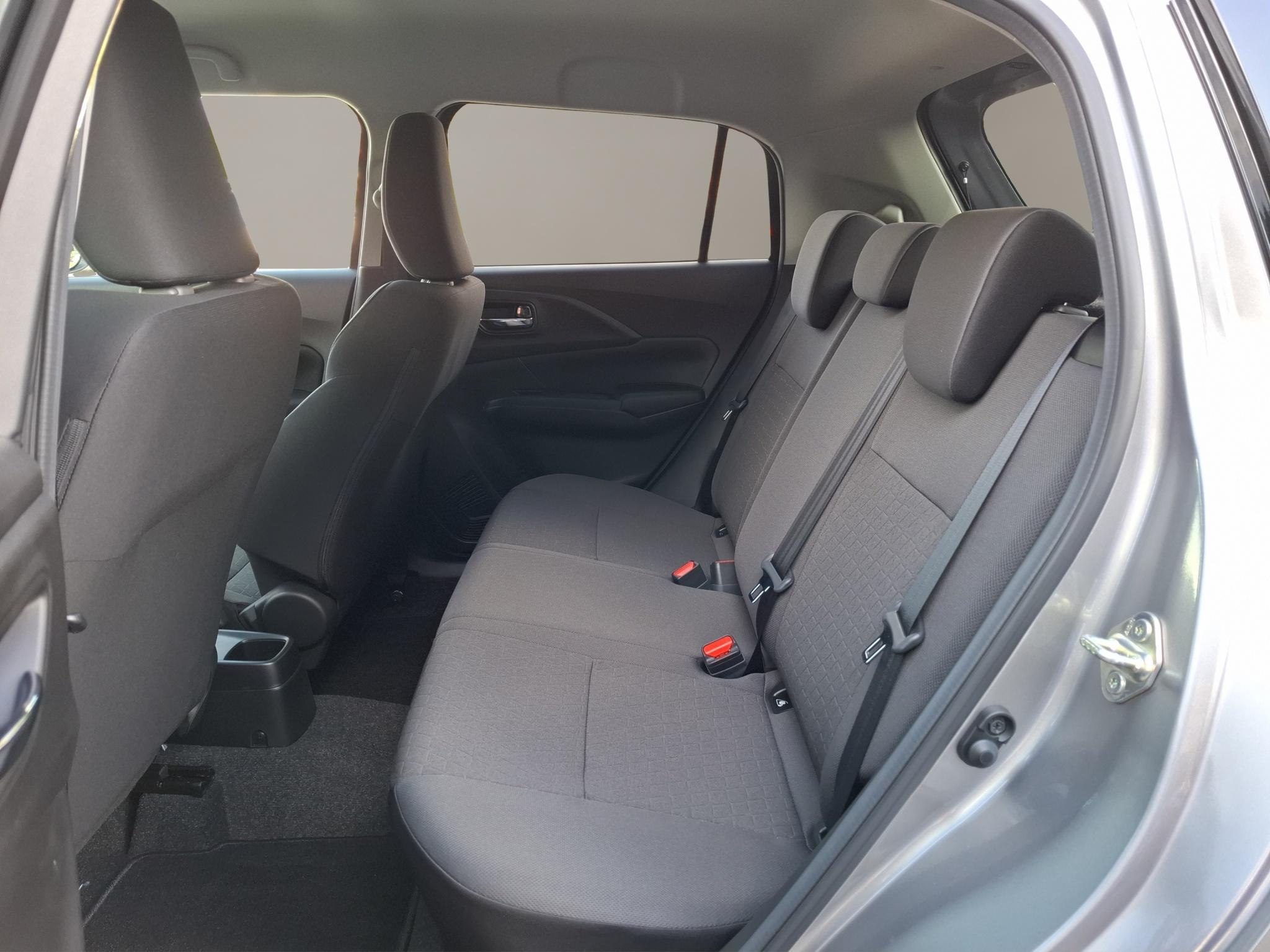 listing desktop thumbnail image 7