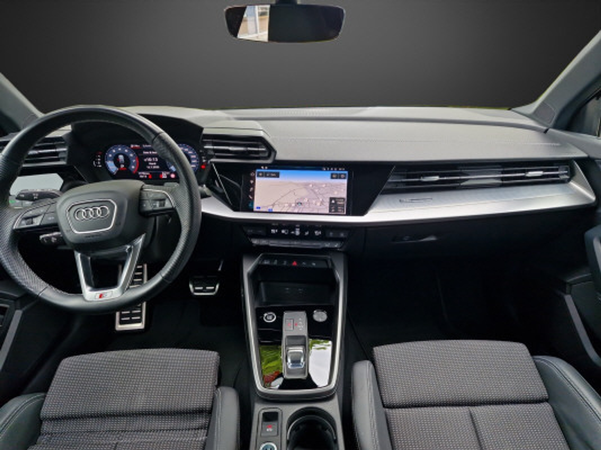 listing desktop thumbnail image 8