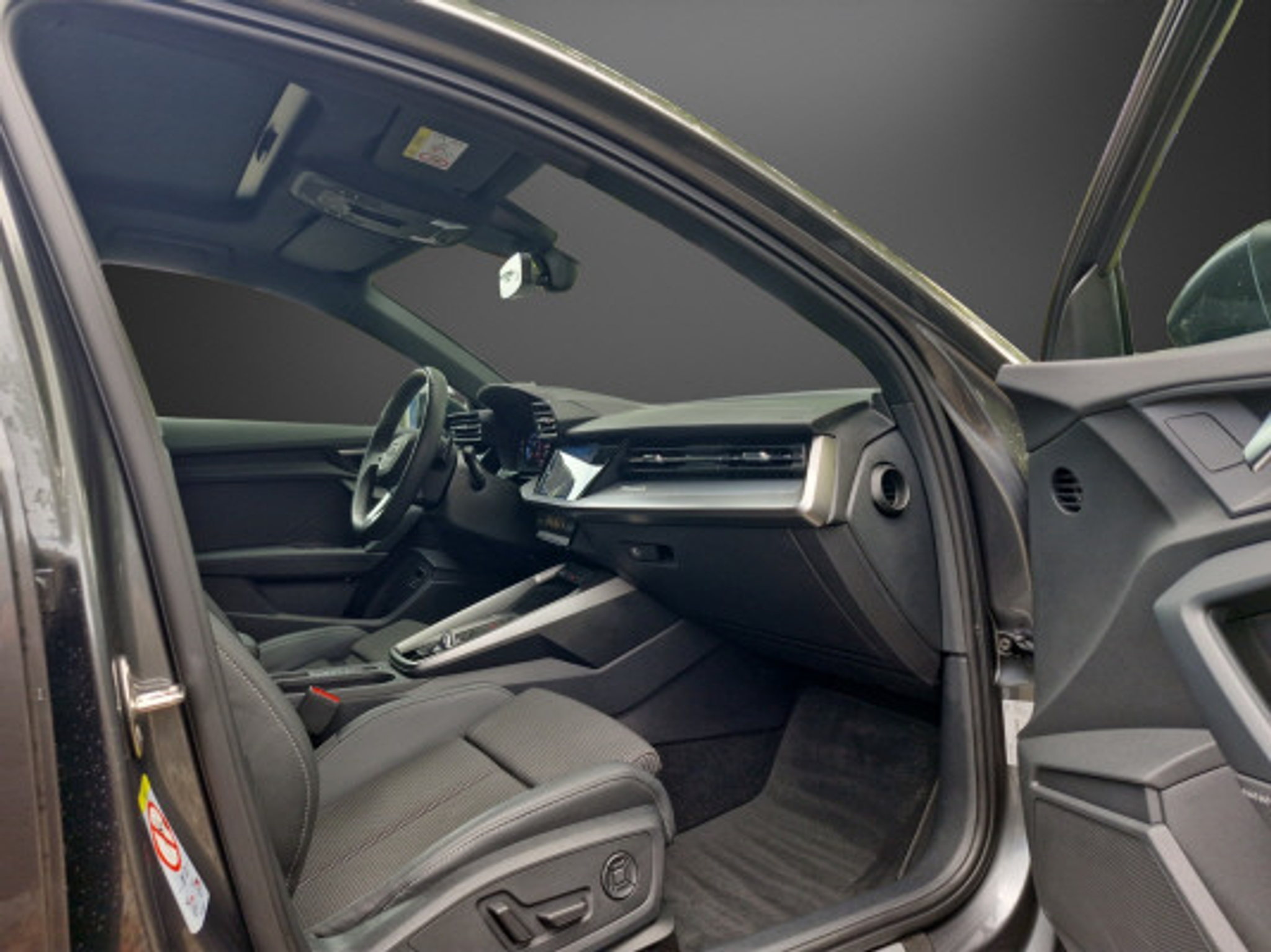 listing desktop thumbnail image 7