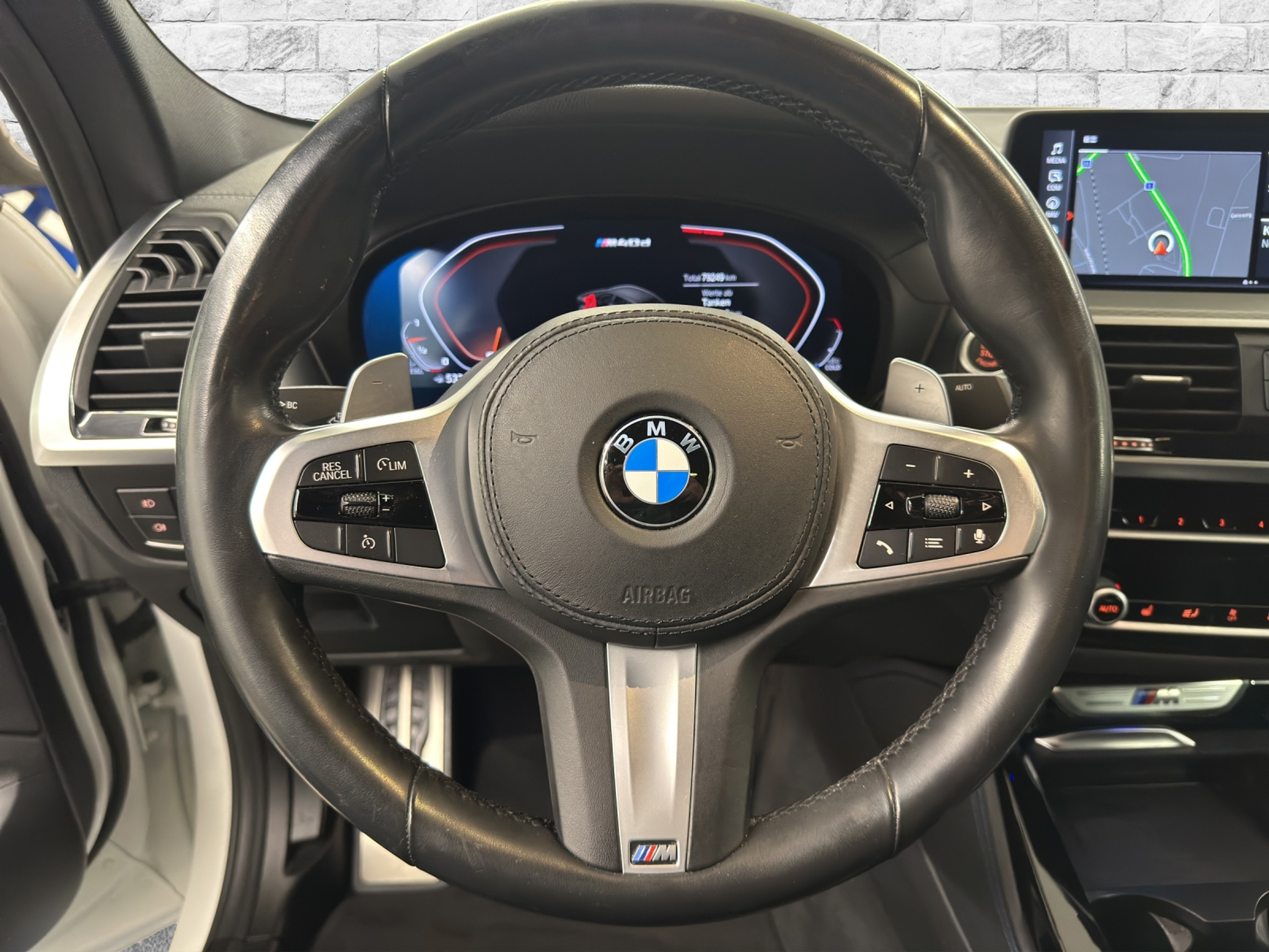 listing desktop thumbnail image 9