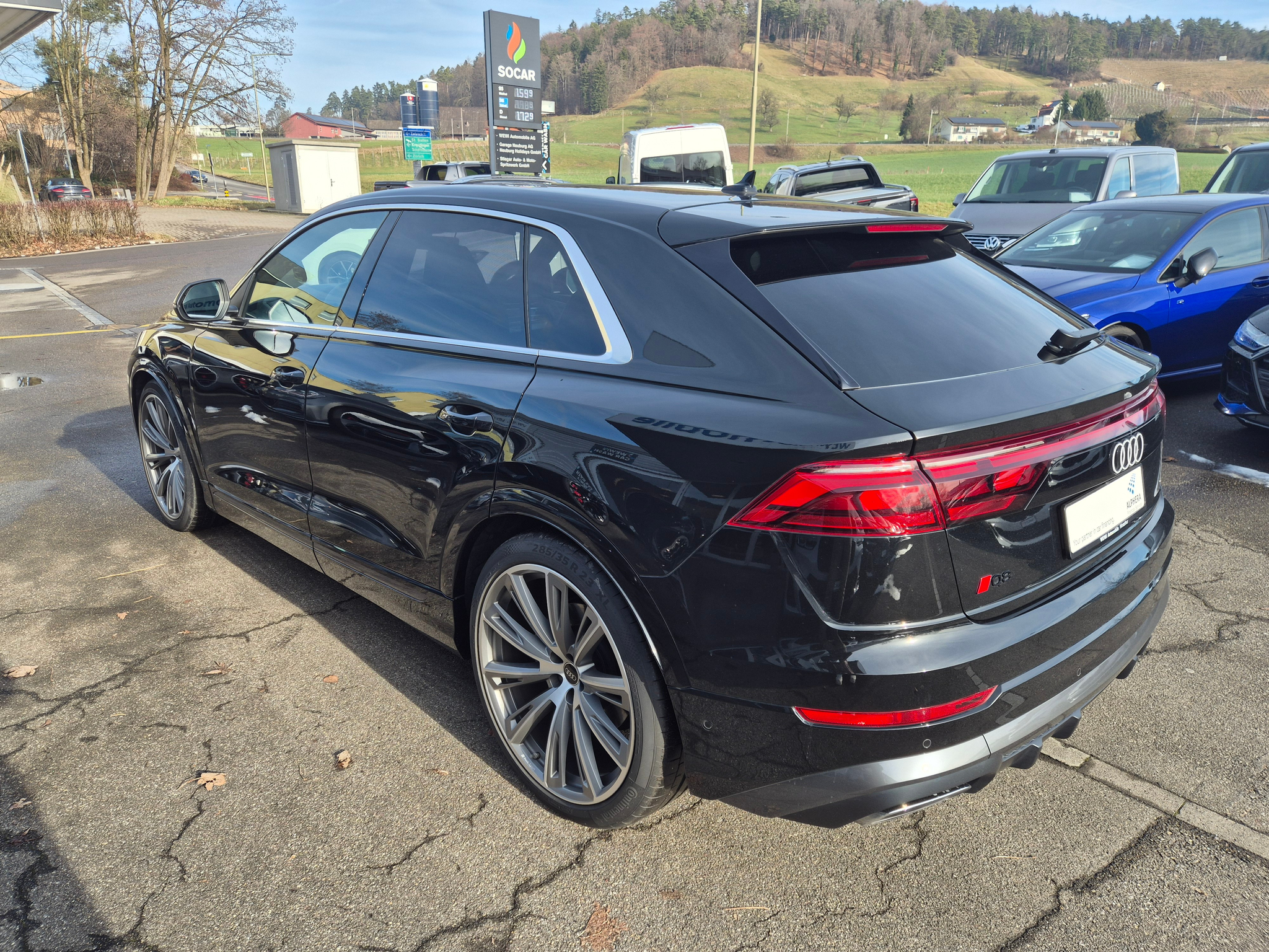 listing desktop thumbnail image 6