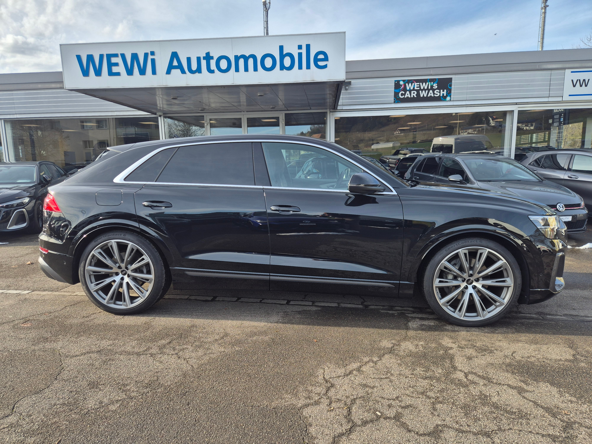 listing desktop thumbnail image 3