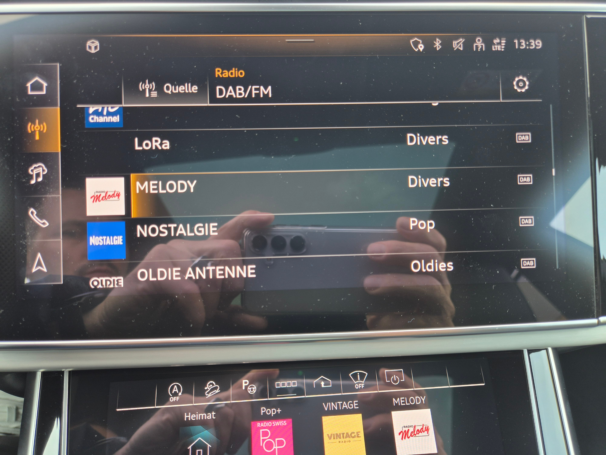 listing desktop thumbnail image 25