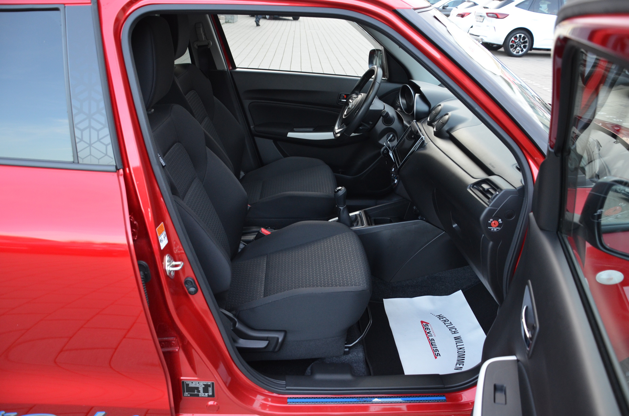 listing desktop thumbnail image 13