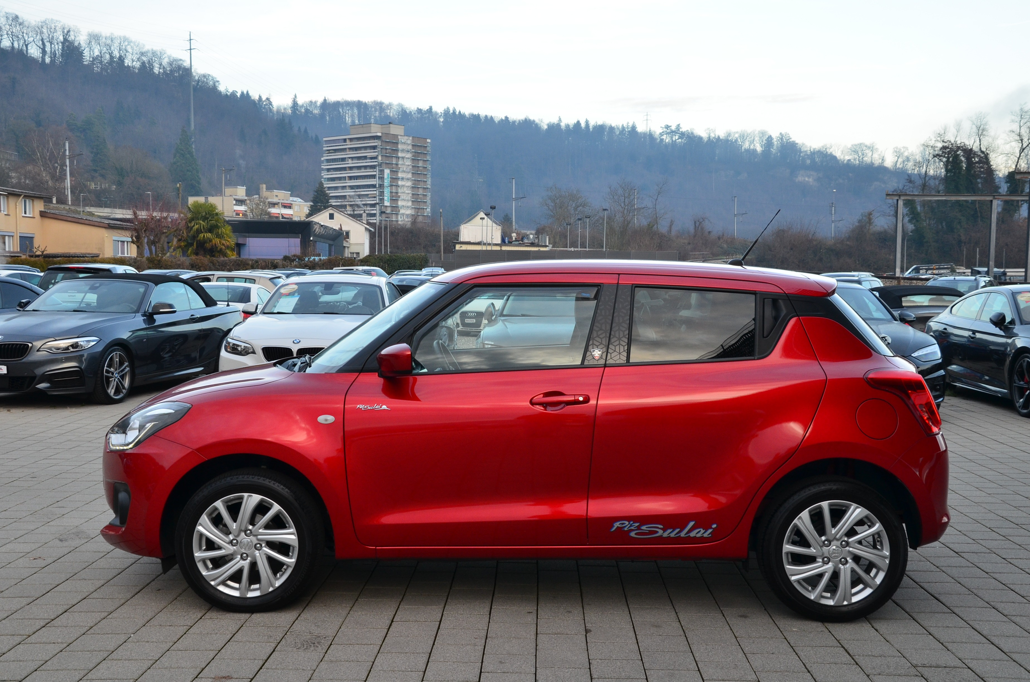 listing desktop thumbnail image 7