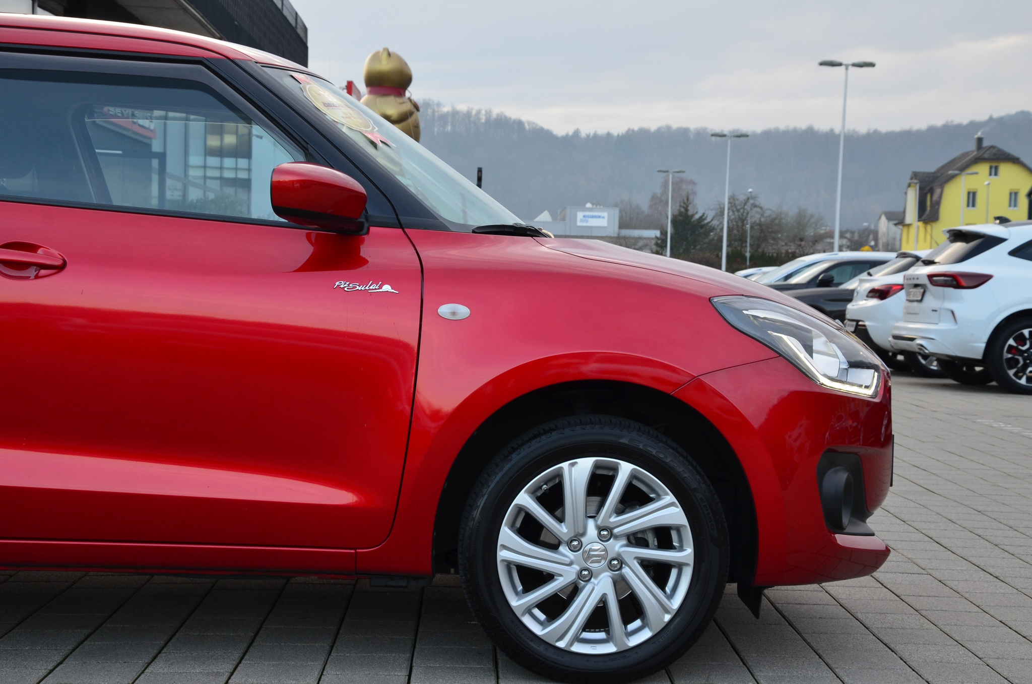 listing desktop thumbnail image 2