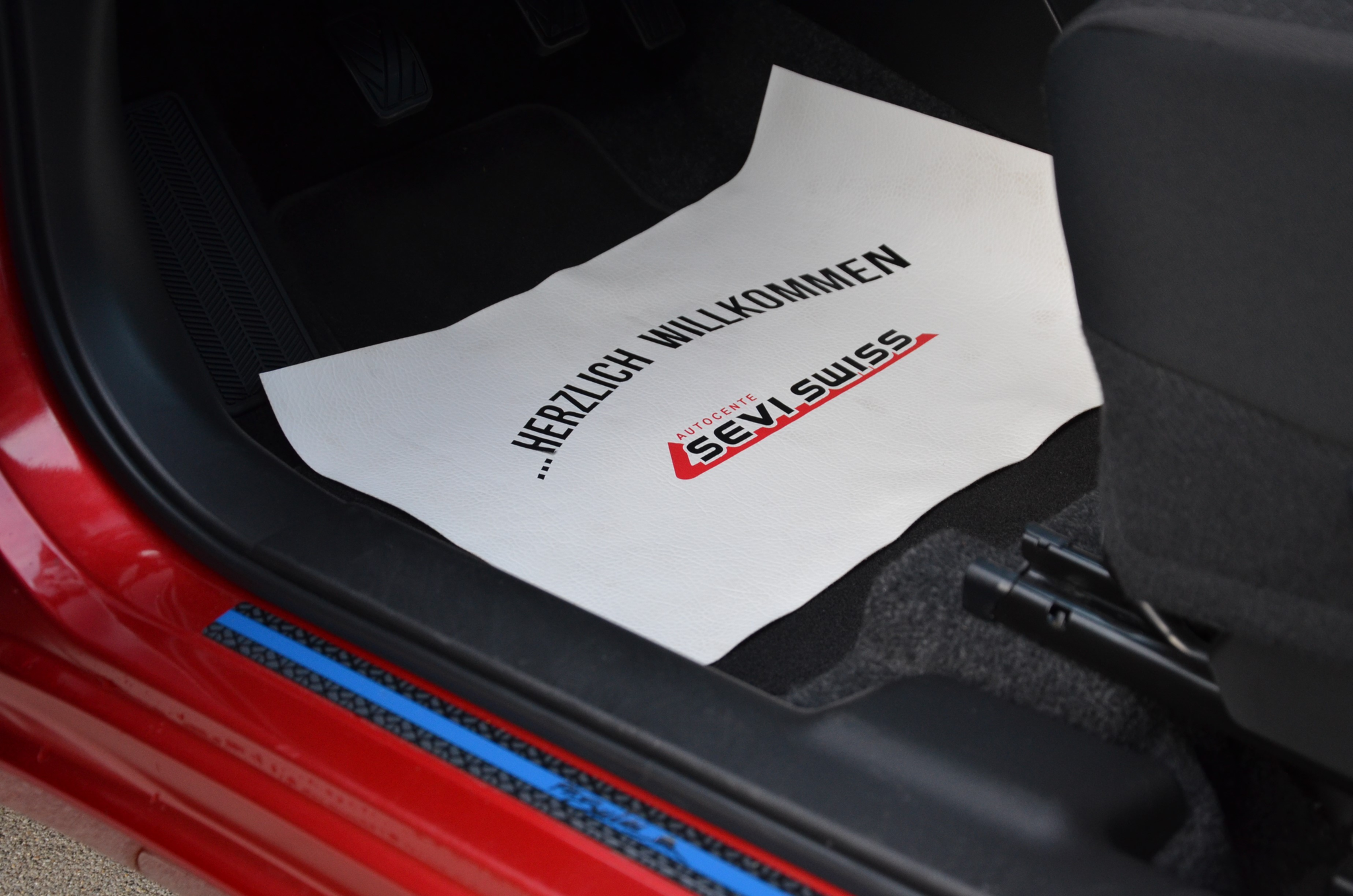 listing desktop thumbnail image 15