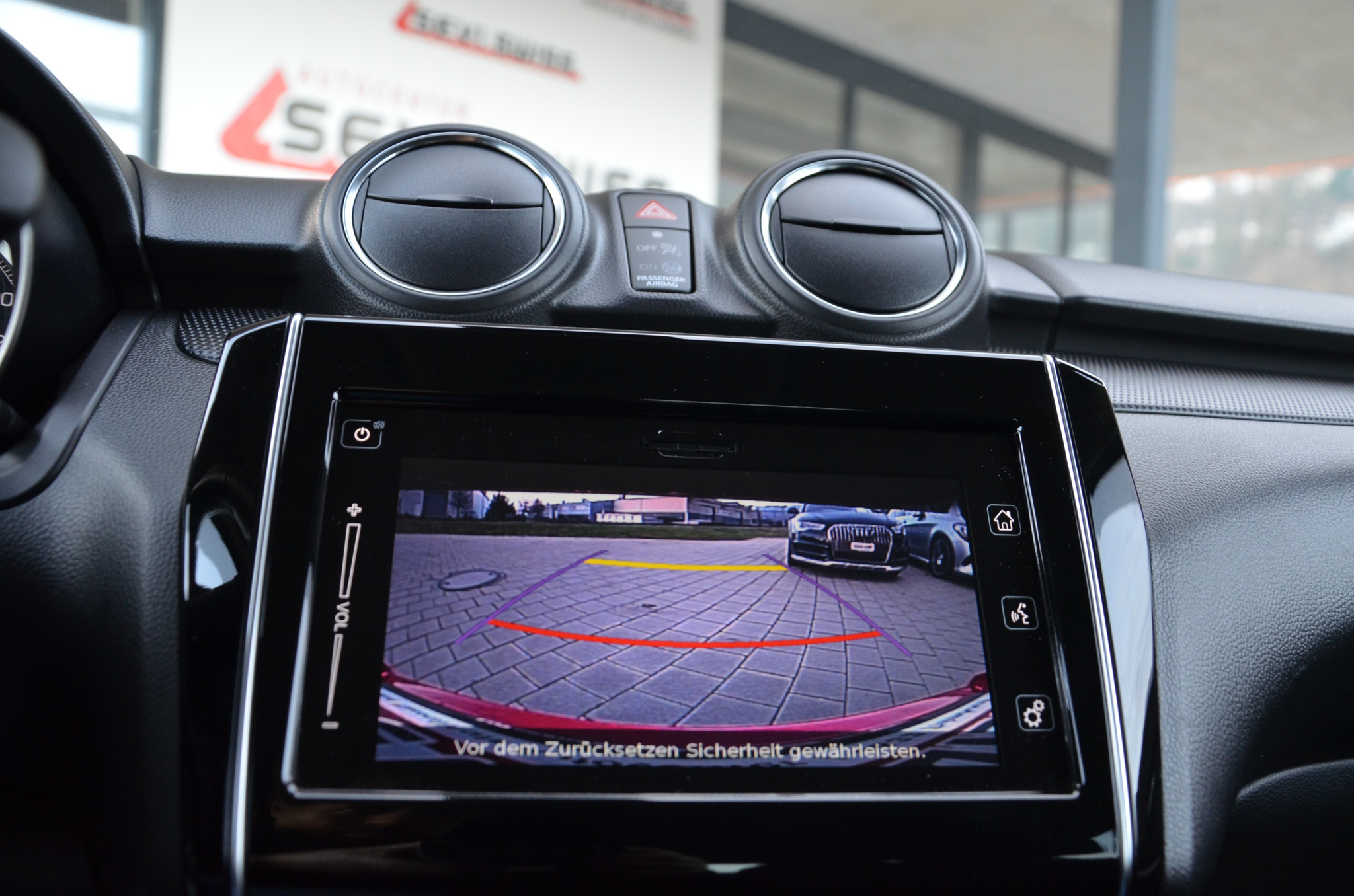 listing desktop thumbnail image 19