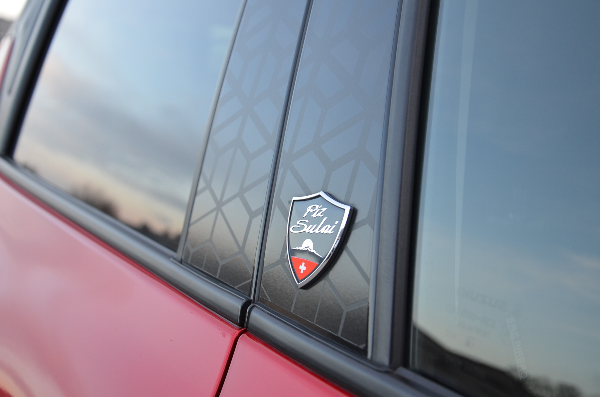 listing desktop thumbnail image 17