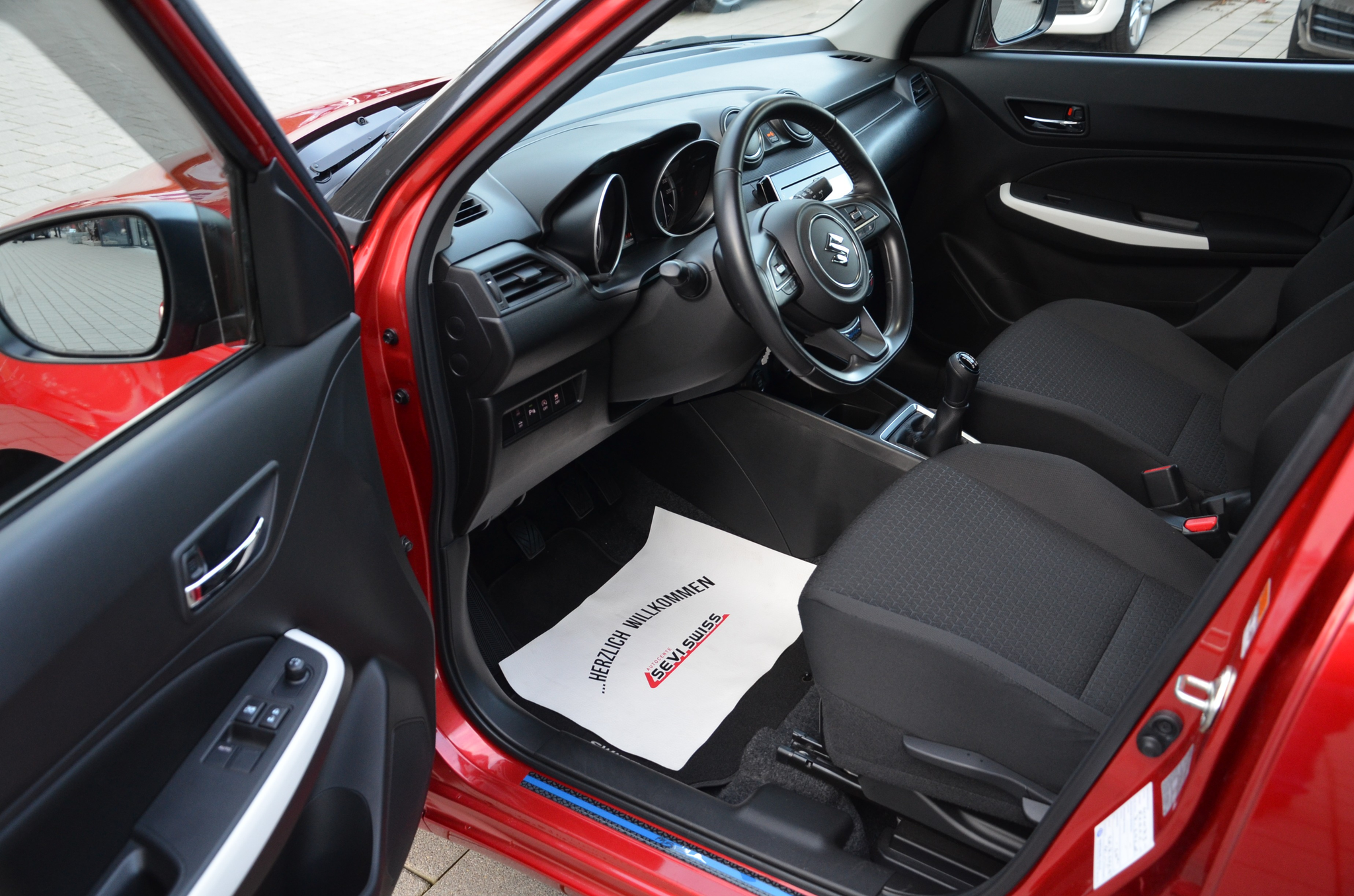 listing desktop thumbnail image 10