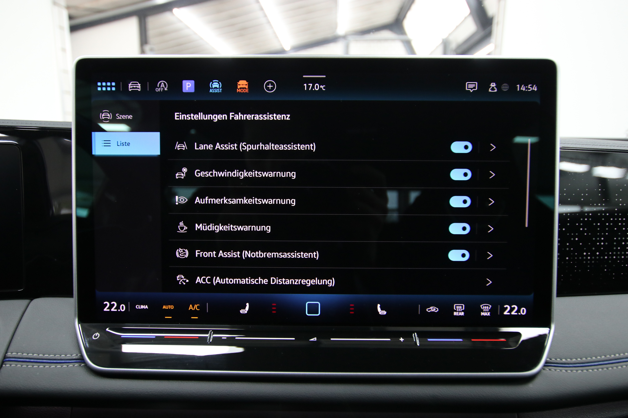 listing desktop thumbnail image 23