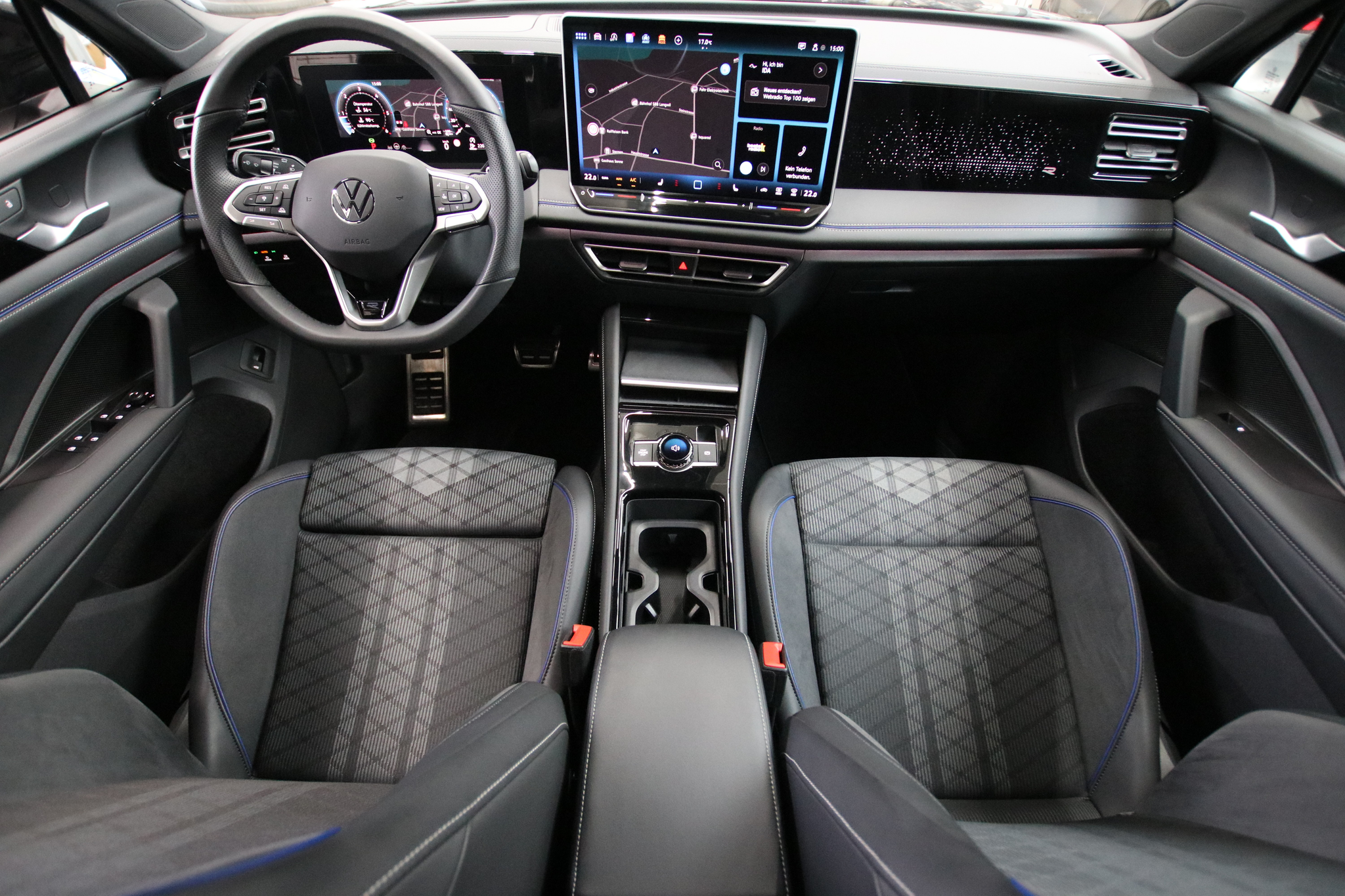 listing desktop thumbnail image 9