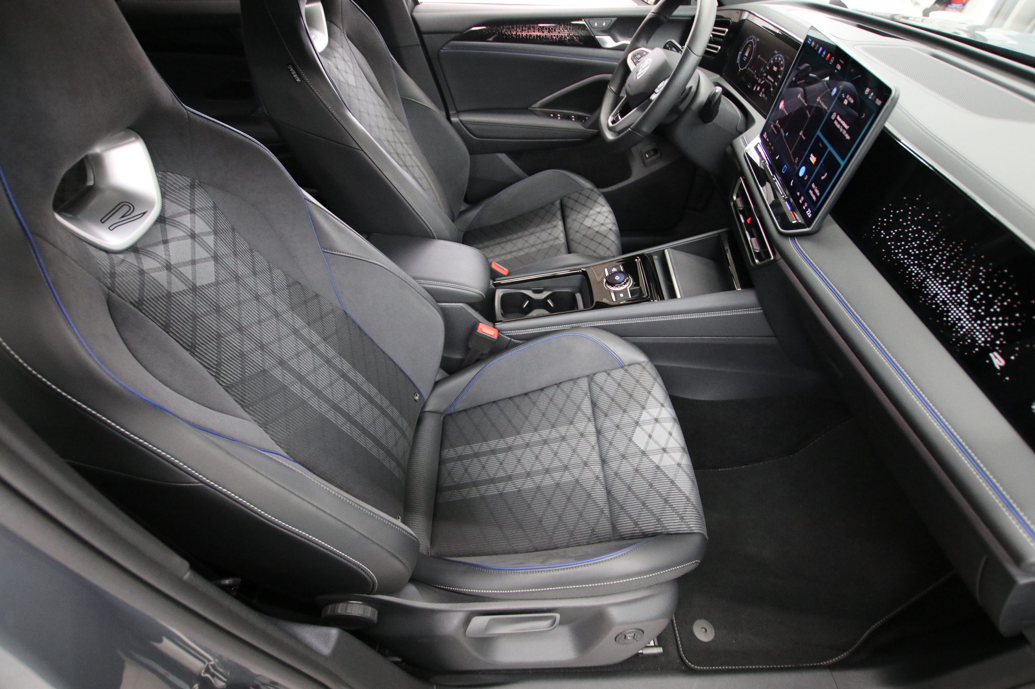 listing desktop thumbnail image 13