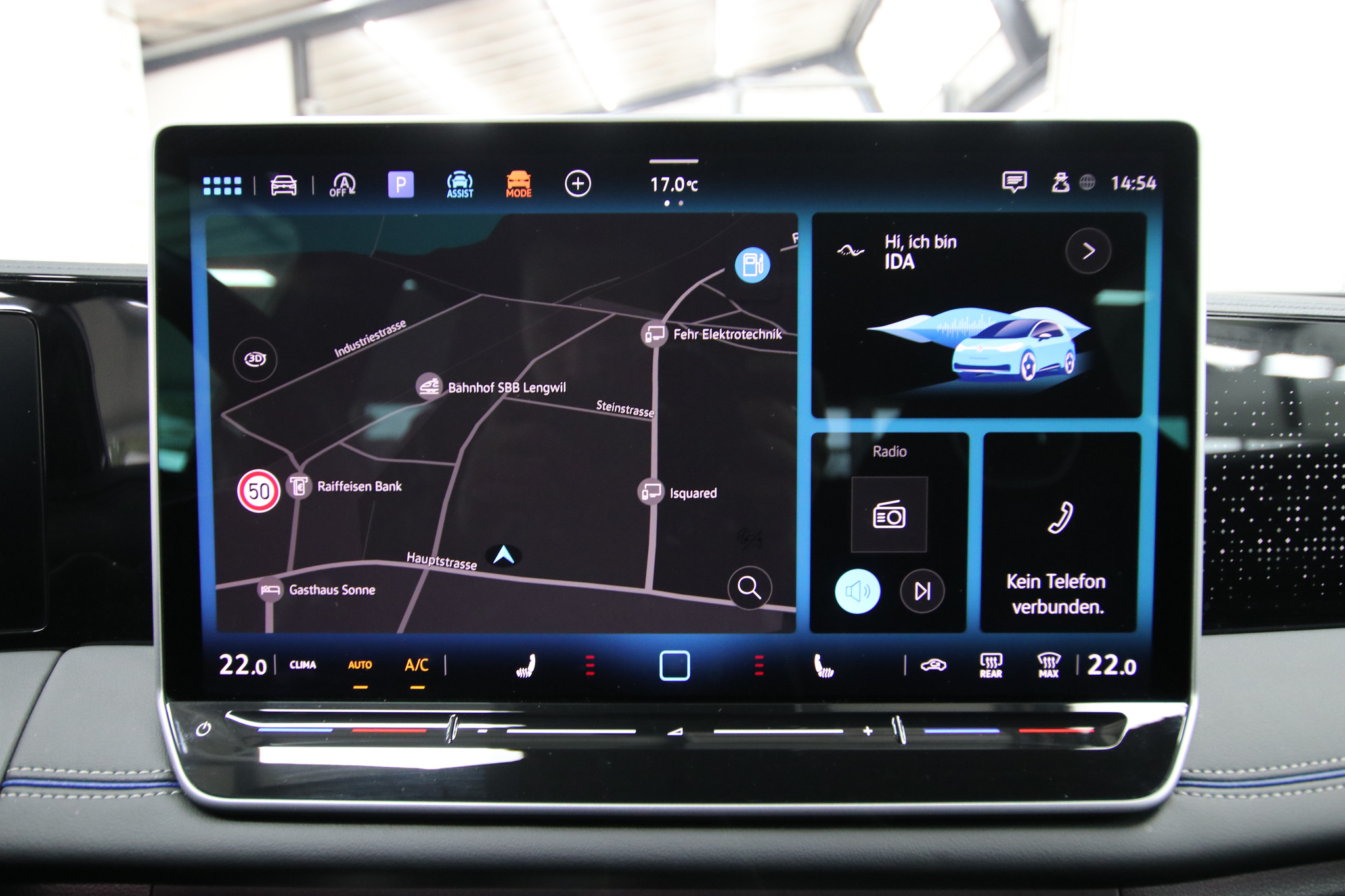 listing desktop thumbnail image 18