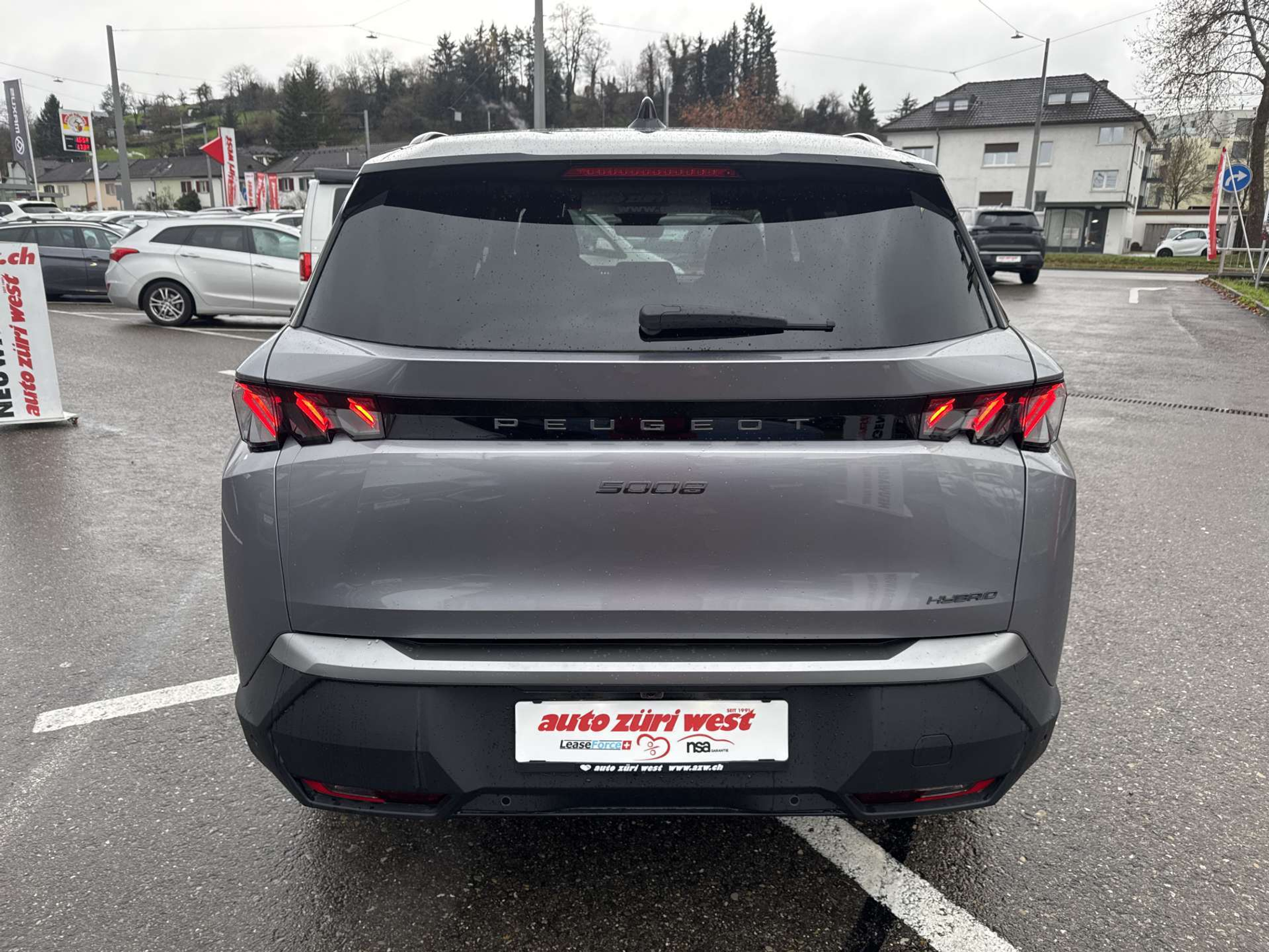 listing desktop thumbnail image 14