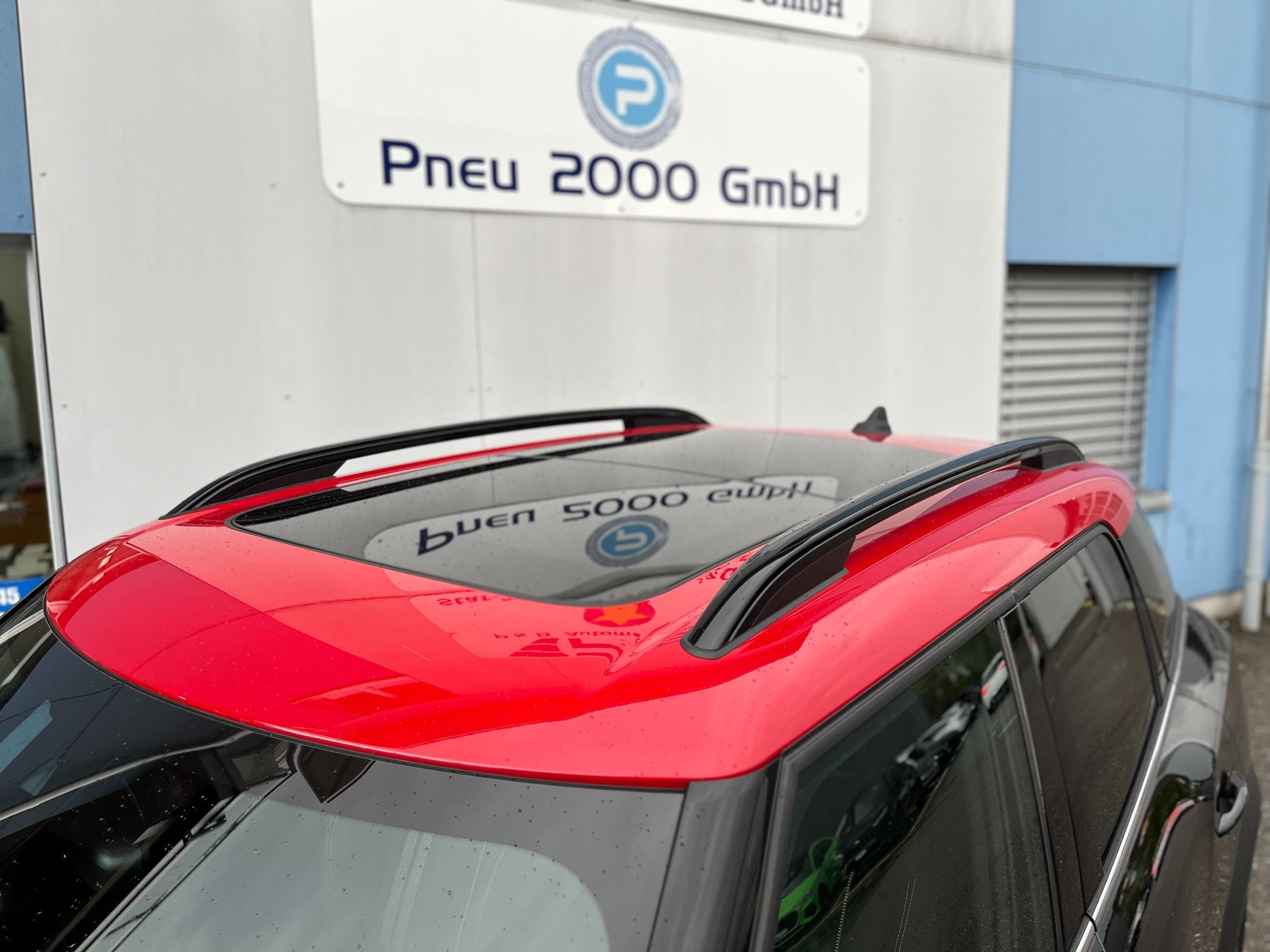 listing desktop thumbnail image 1