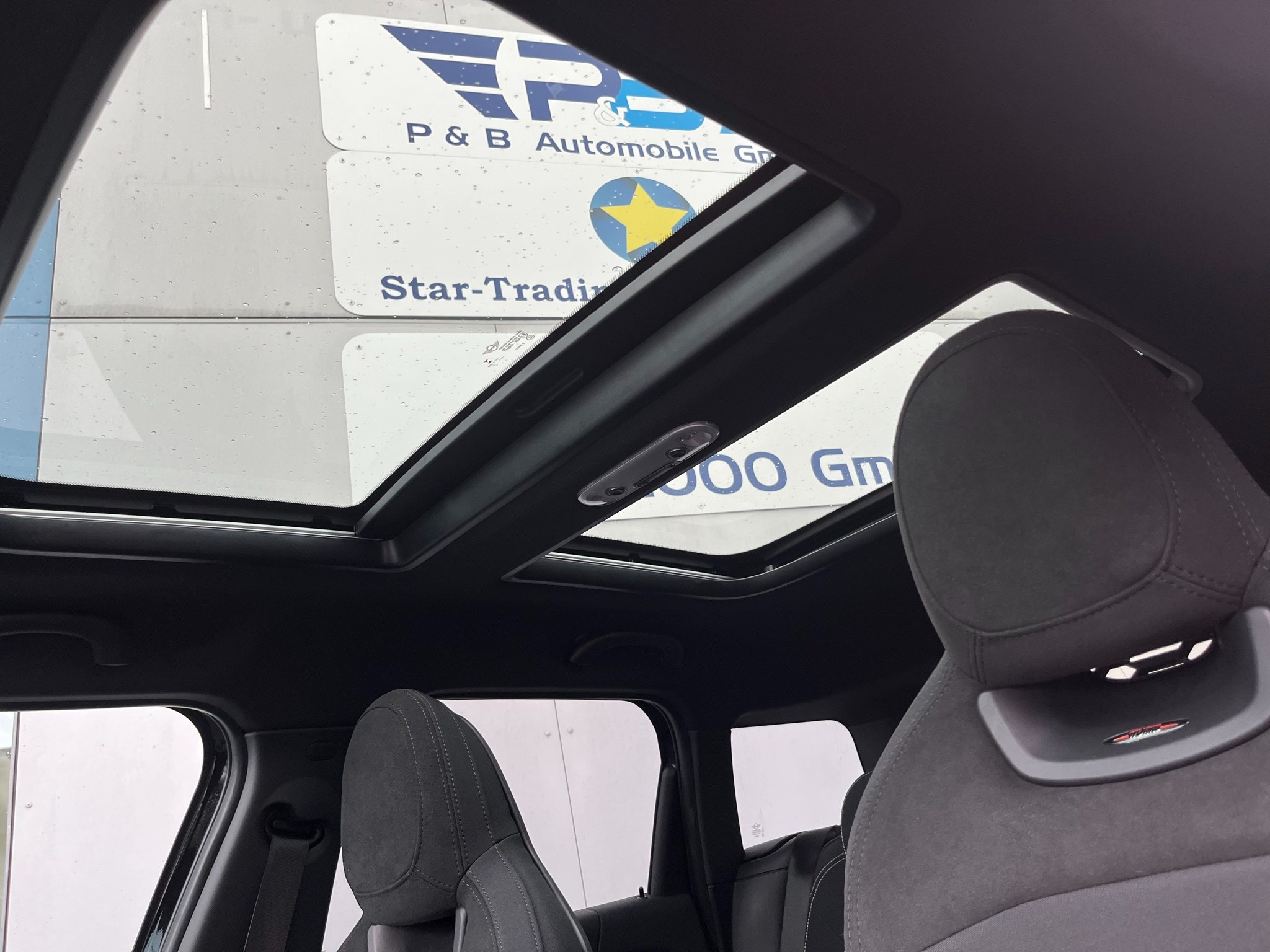 listing desktop thumbnail image 14