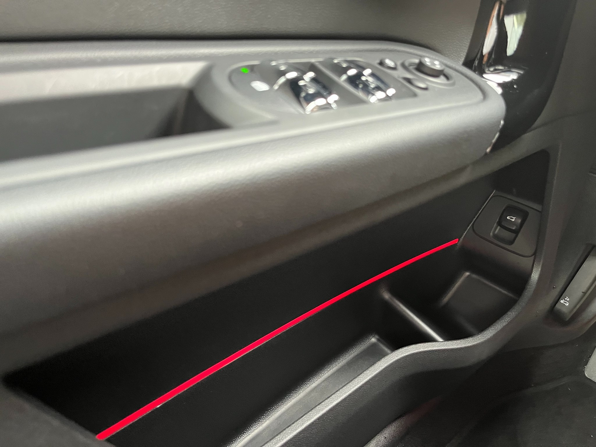 listing desktop thumbnail image 22