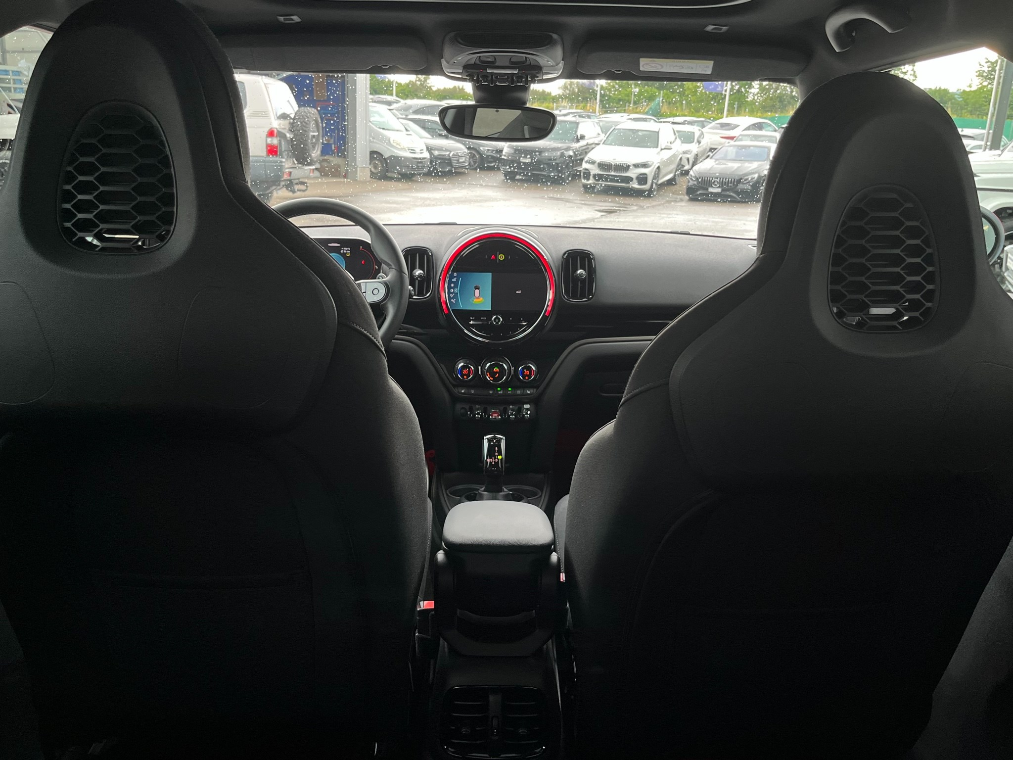 listing desktop thumbnail image 13