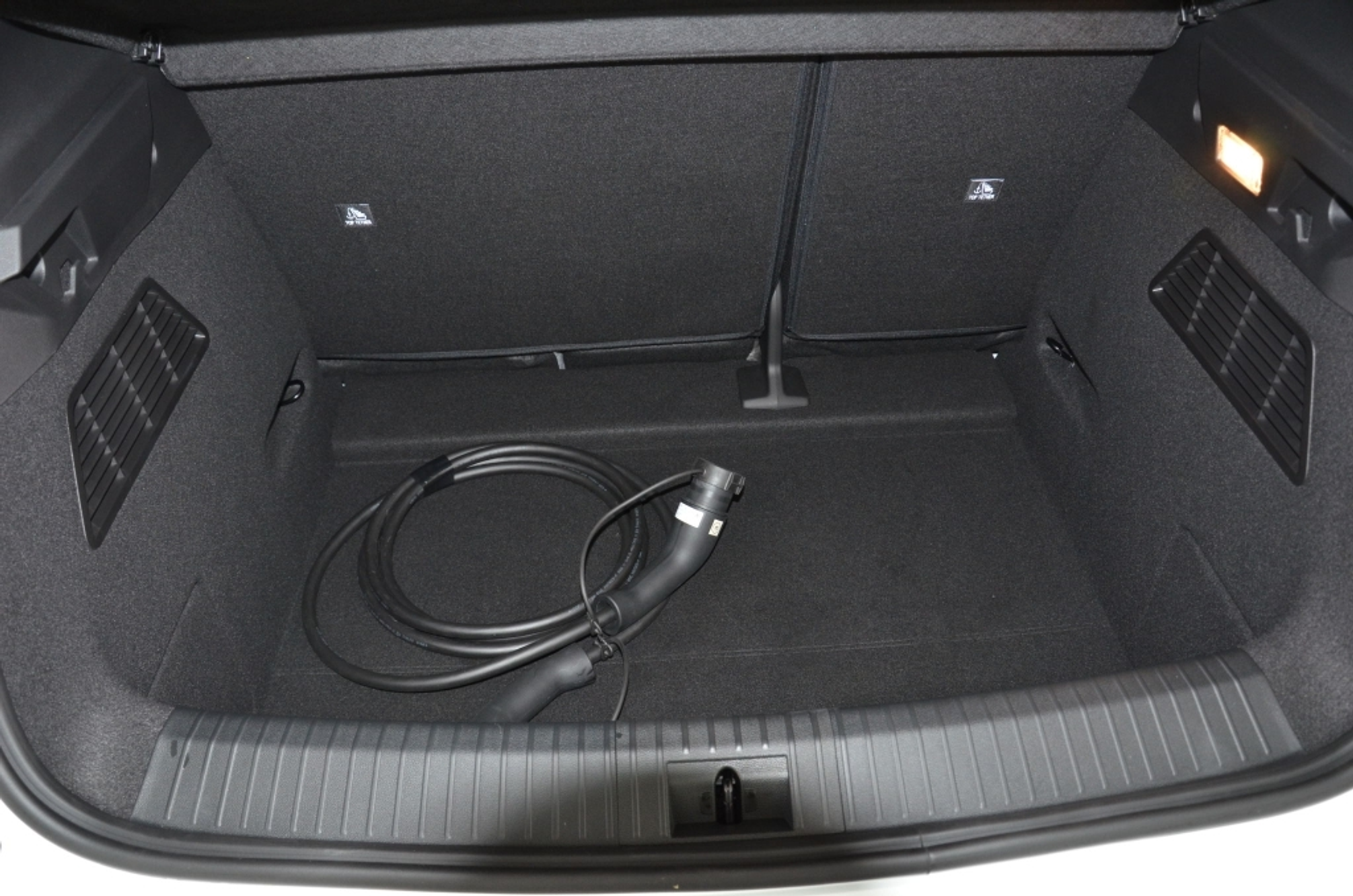 listing desktop thumbnail image 24