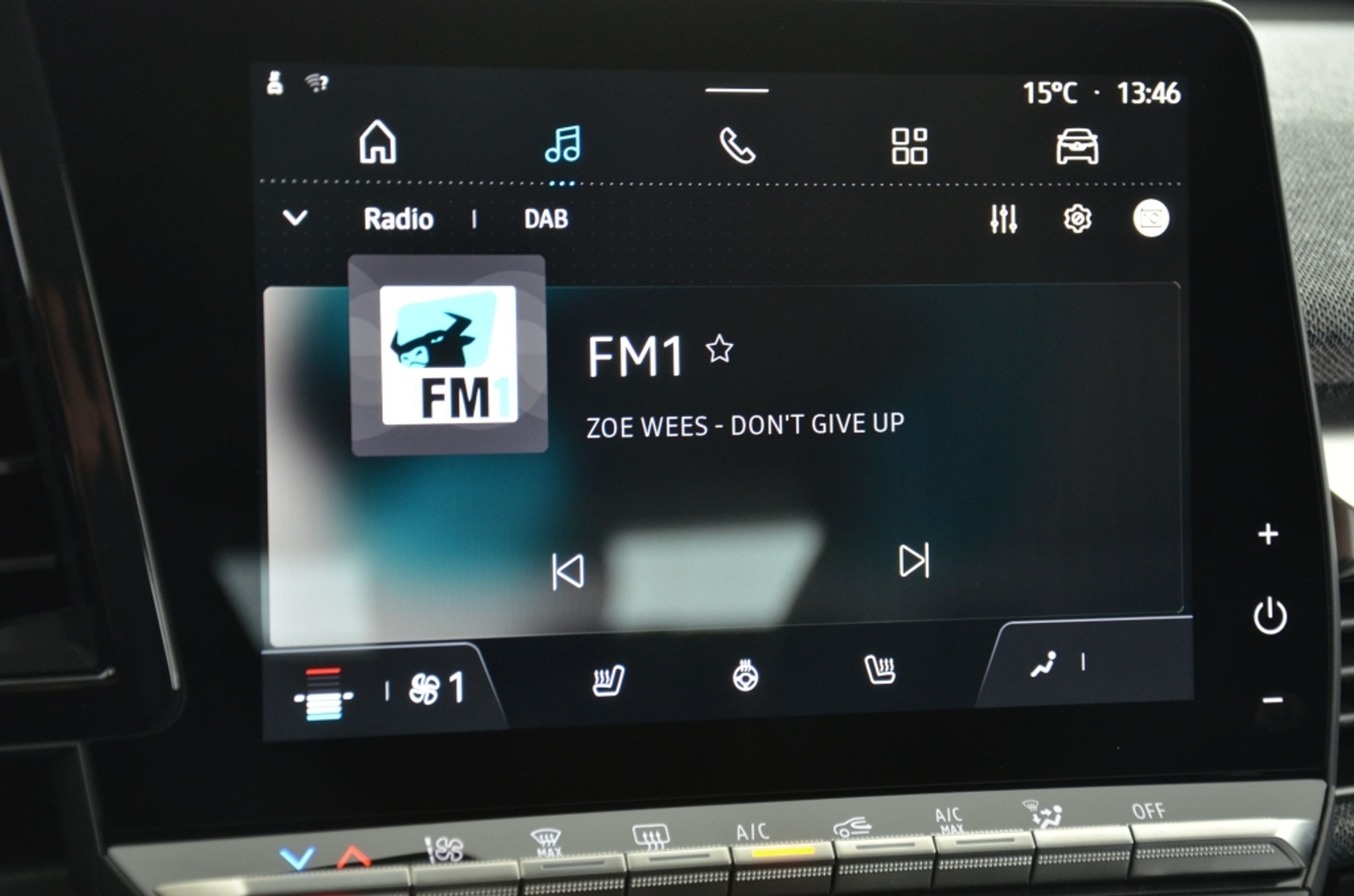 listing desktop thumbnail image 17