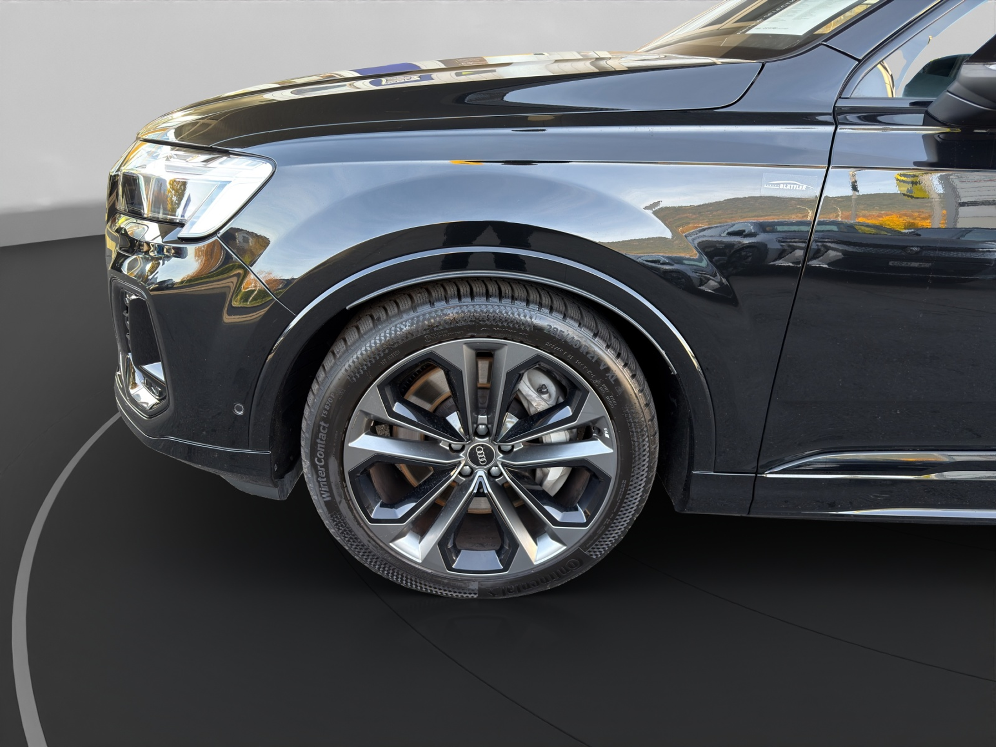 listing desktop thumbnail image 8