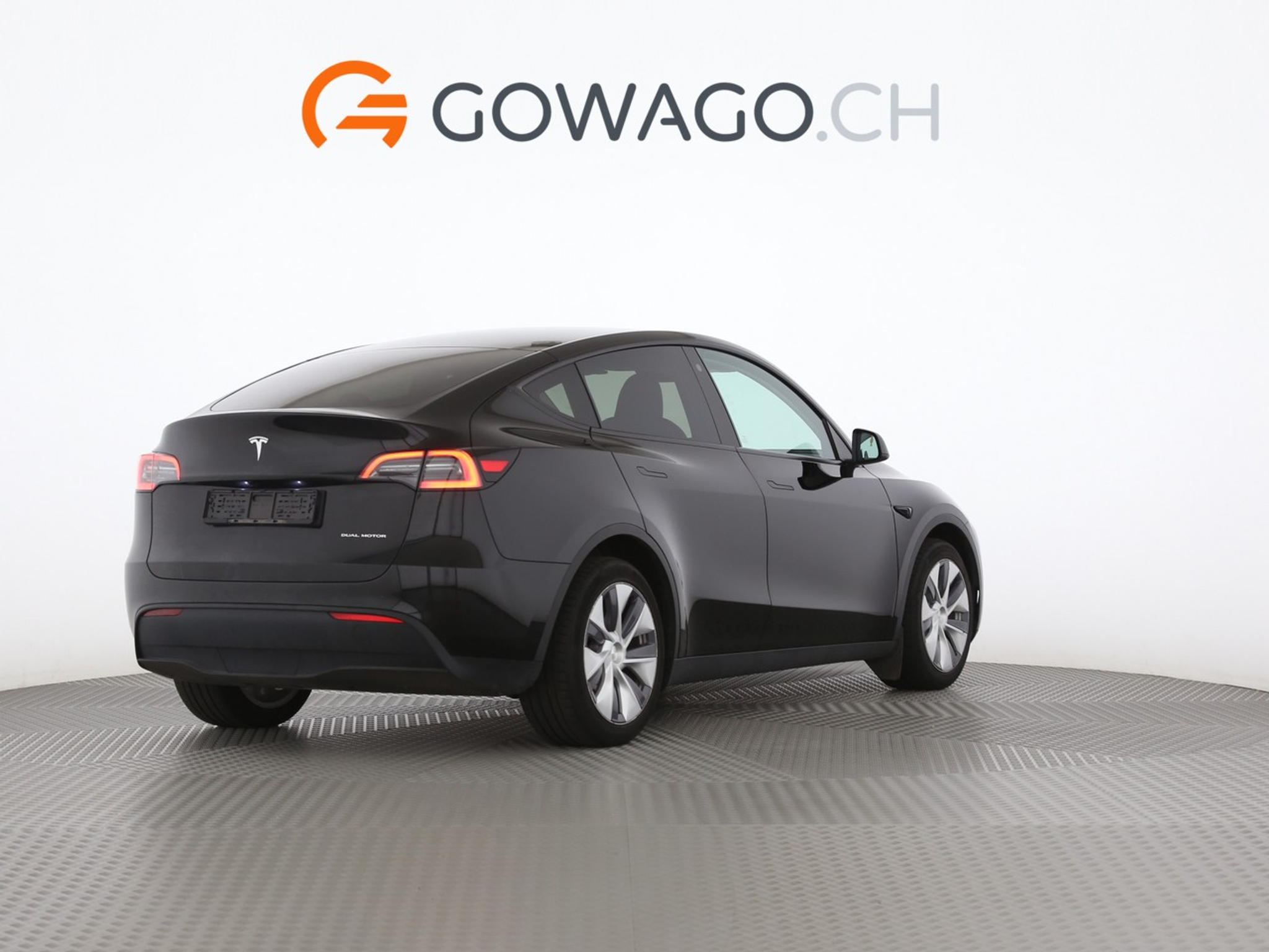 car-image-1