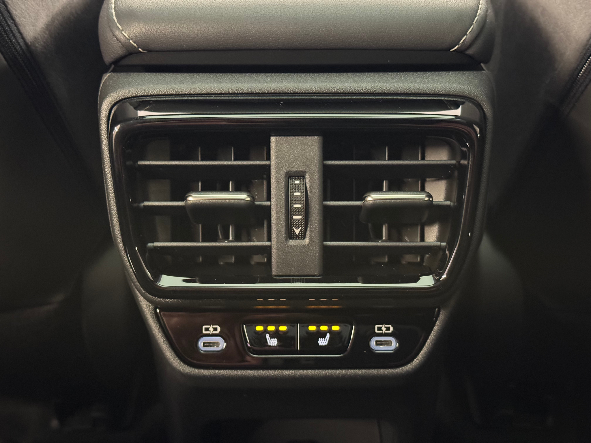 listing desktop thumbnail image 15